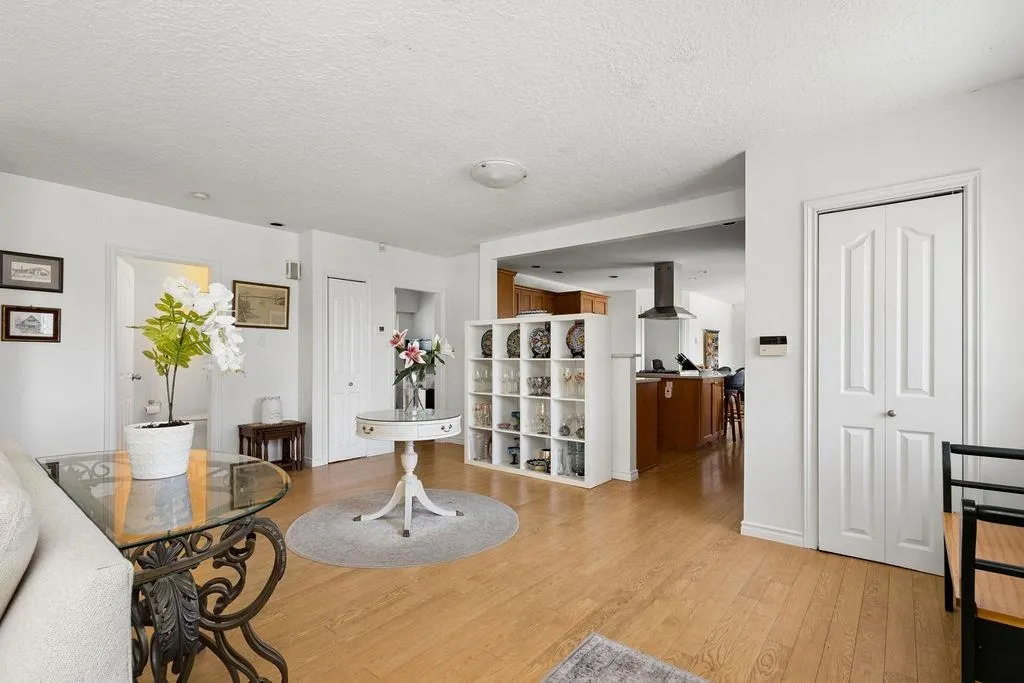 1005 Westmount Drive