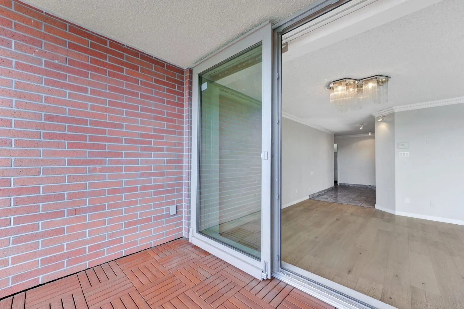 1675 Hornby Street #203
