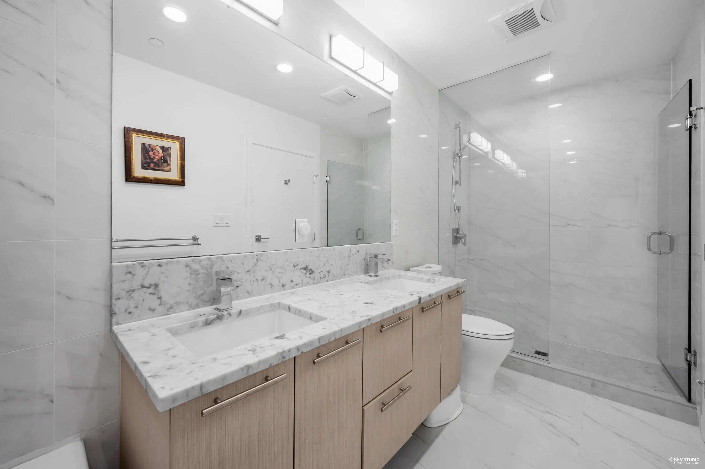 5077 Cambie Street #604