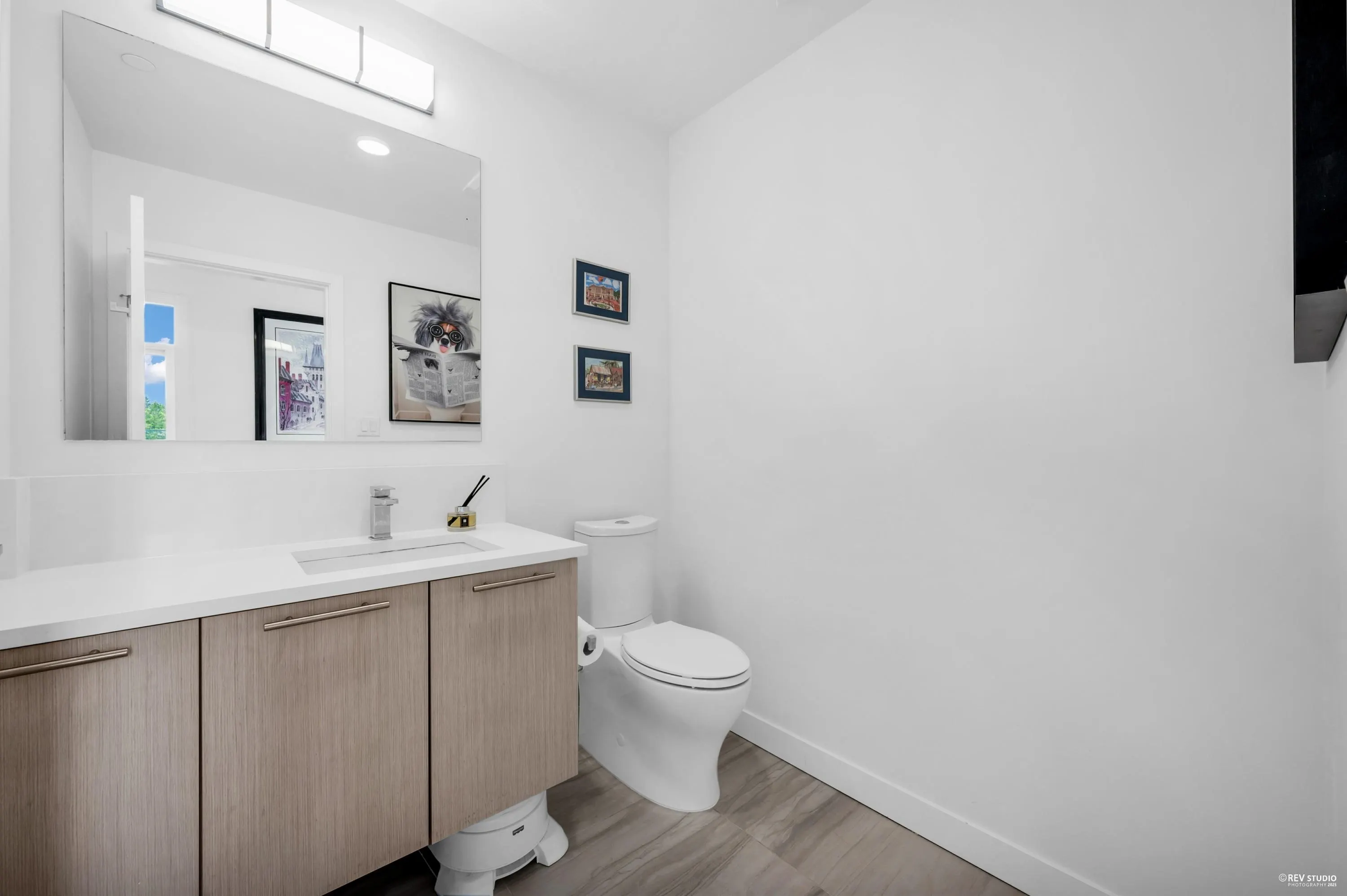 5077 Cambie Street #604