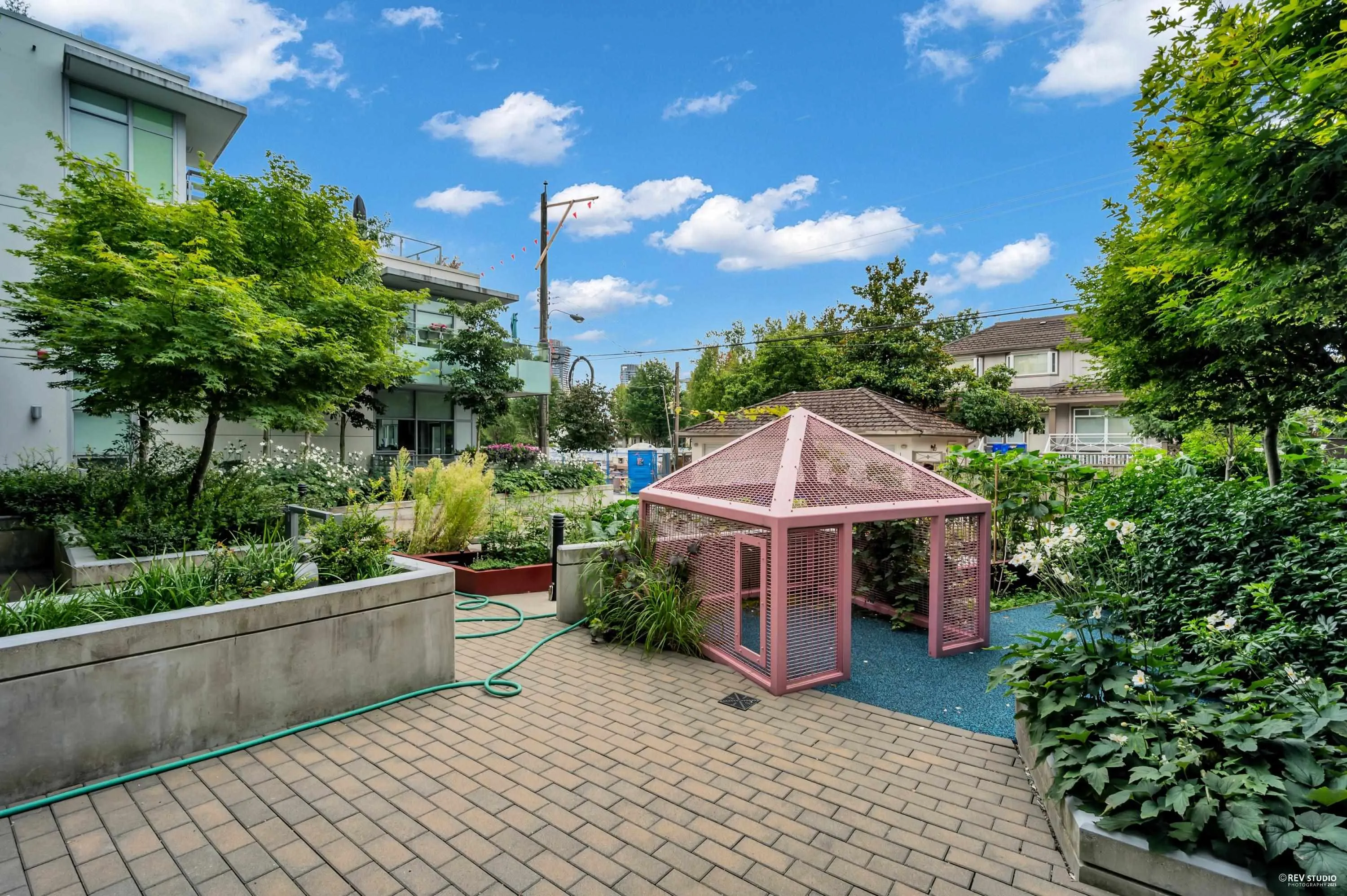 5077 Cambie Street #604
