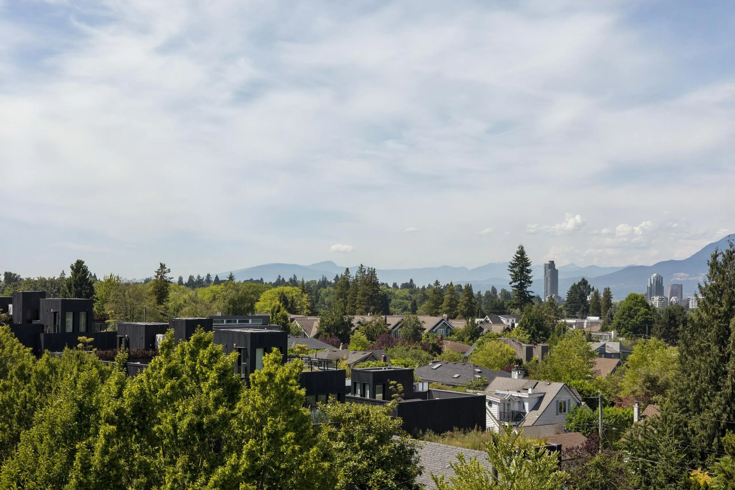 4427 Cambie Street #601