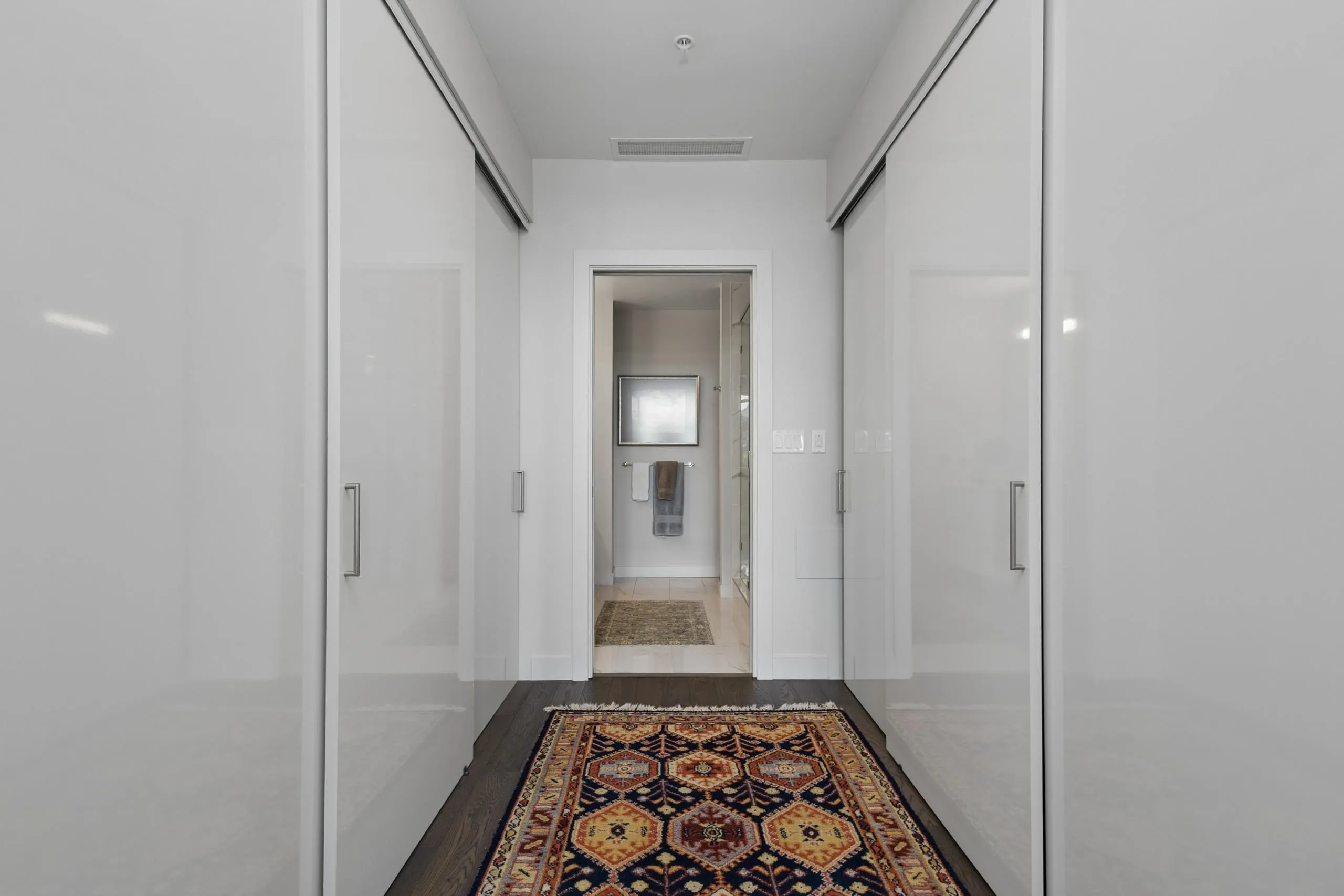 4427 Cambie Street #601