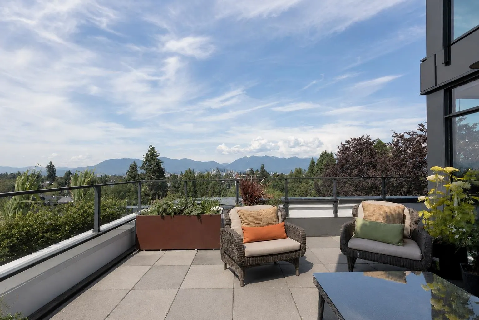 4427 Cambie Street #601
