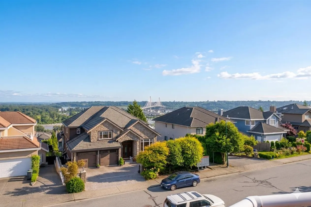 2248 Sicamous Avenue