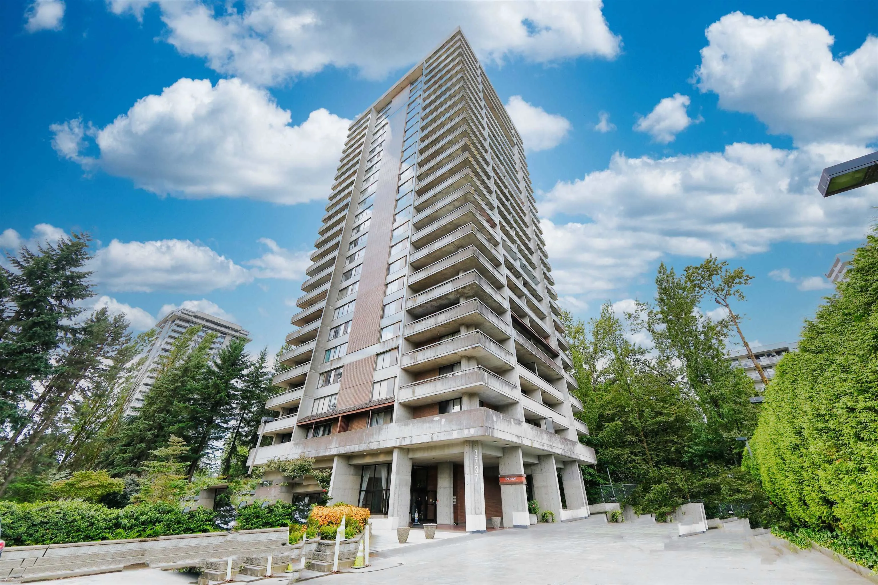 3737 Bartlett Court #504