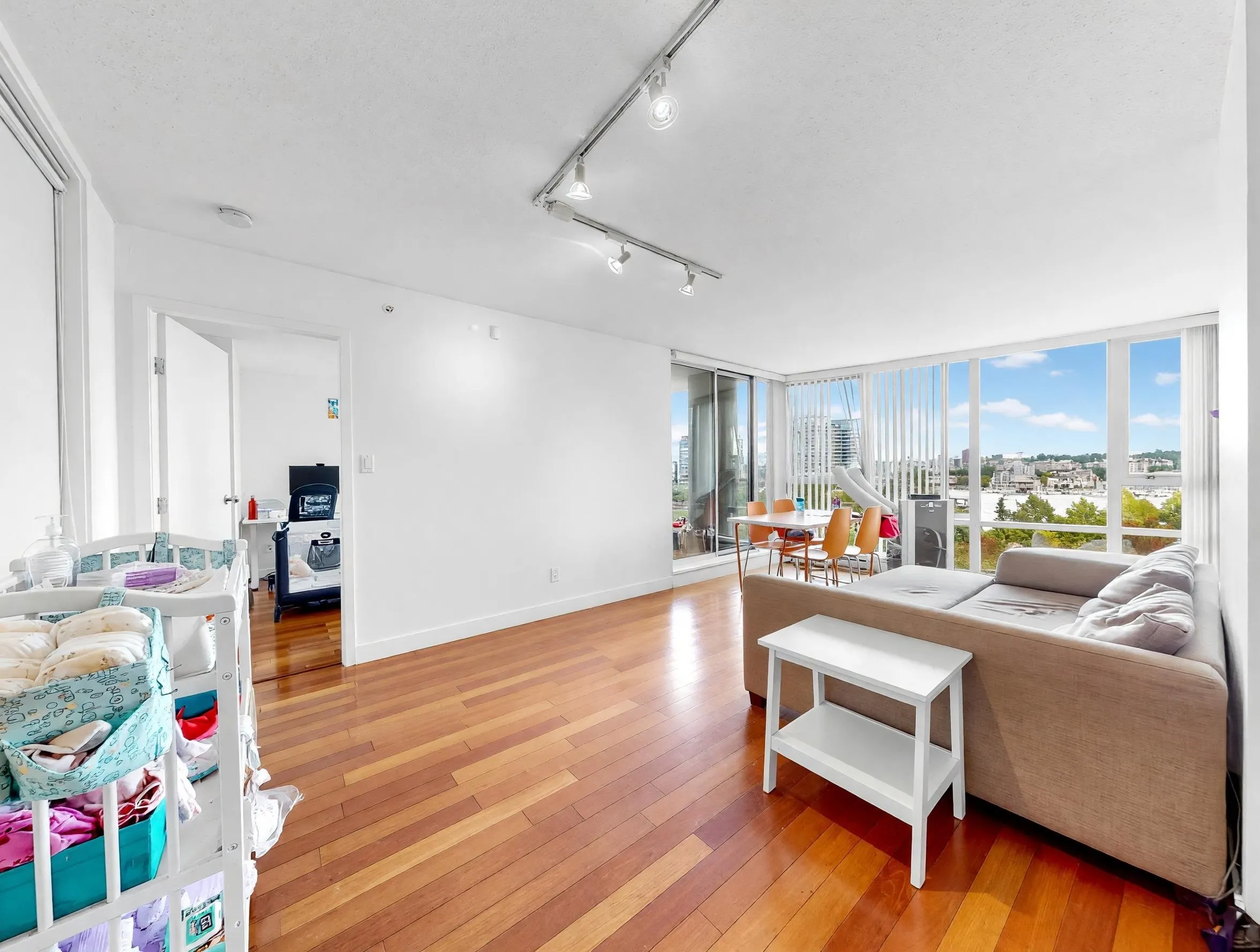 1408 Strathmore Mews #708