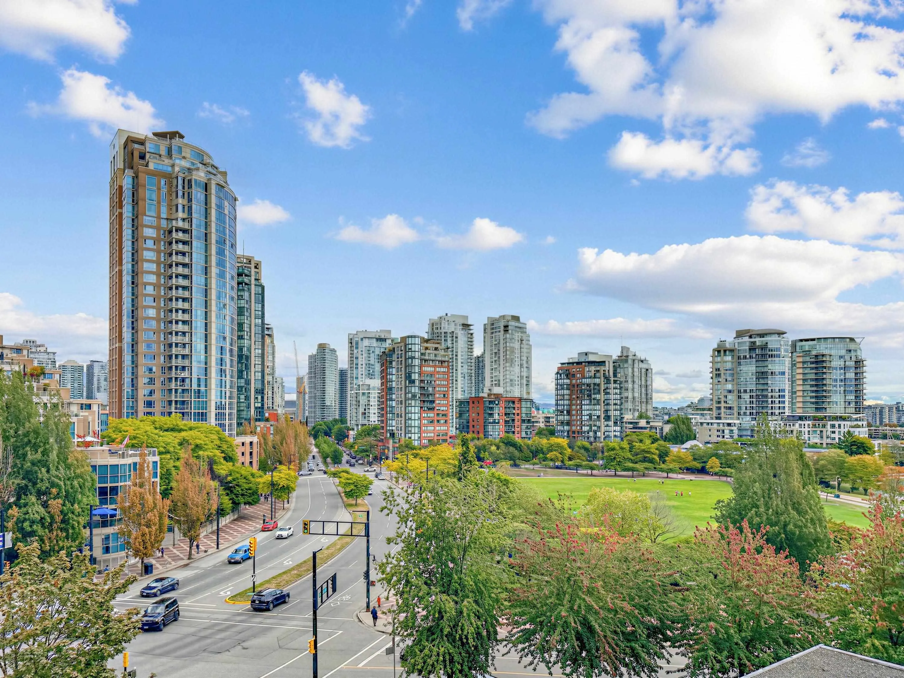 1408 Strathmore Mews #708