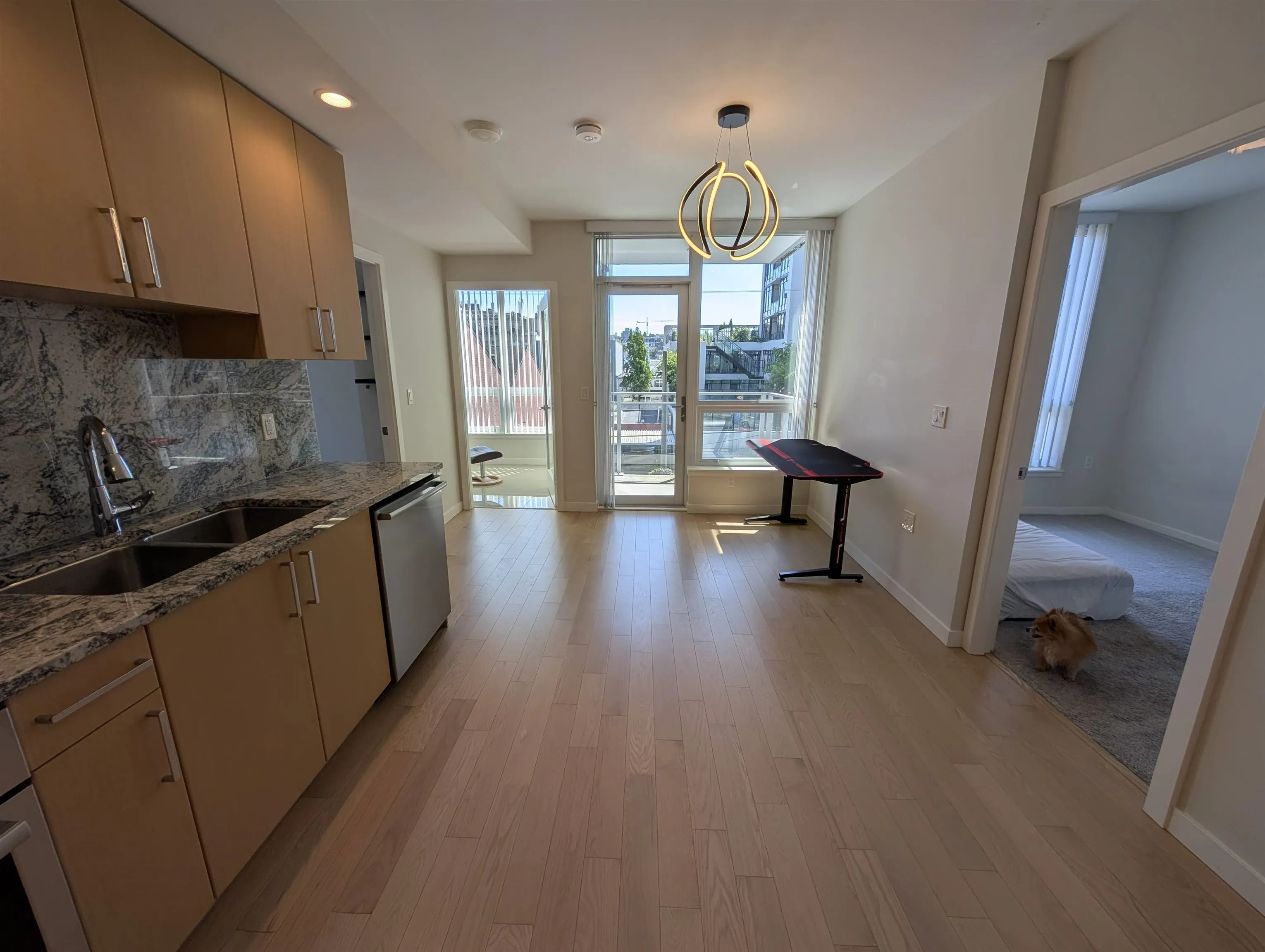 1708 Ontario Street #411
