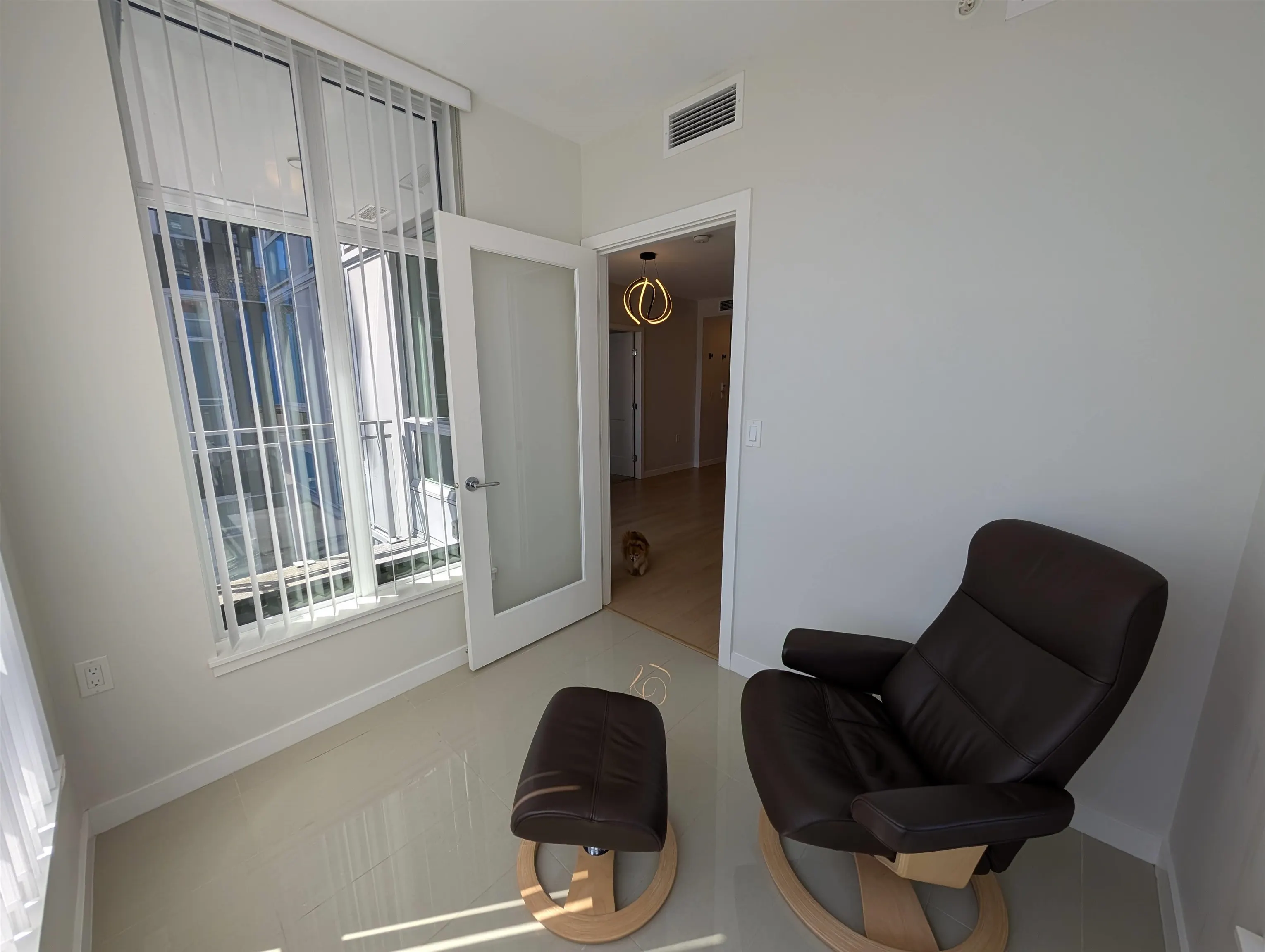 1708 Ontario Street #411