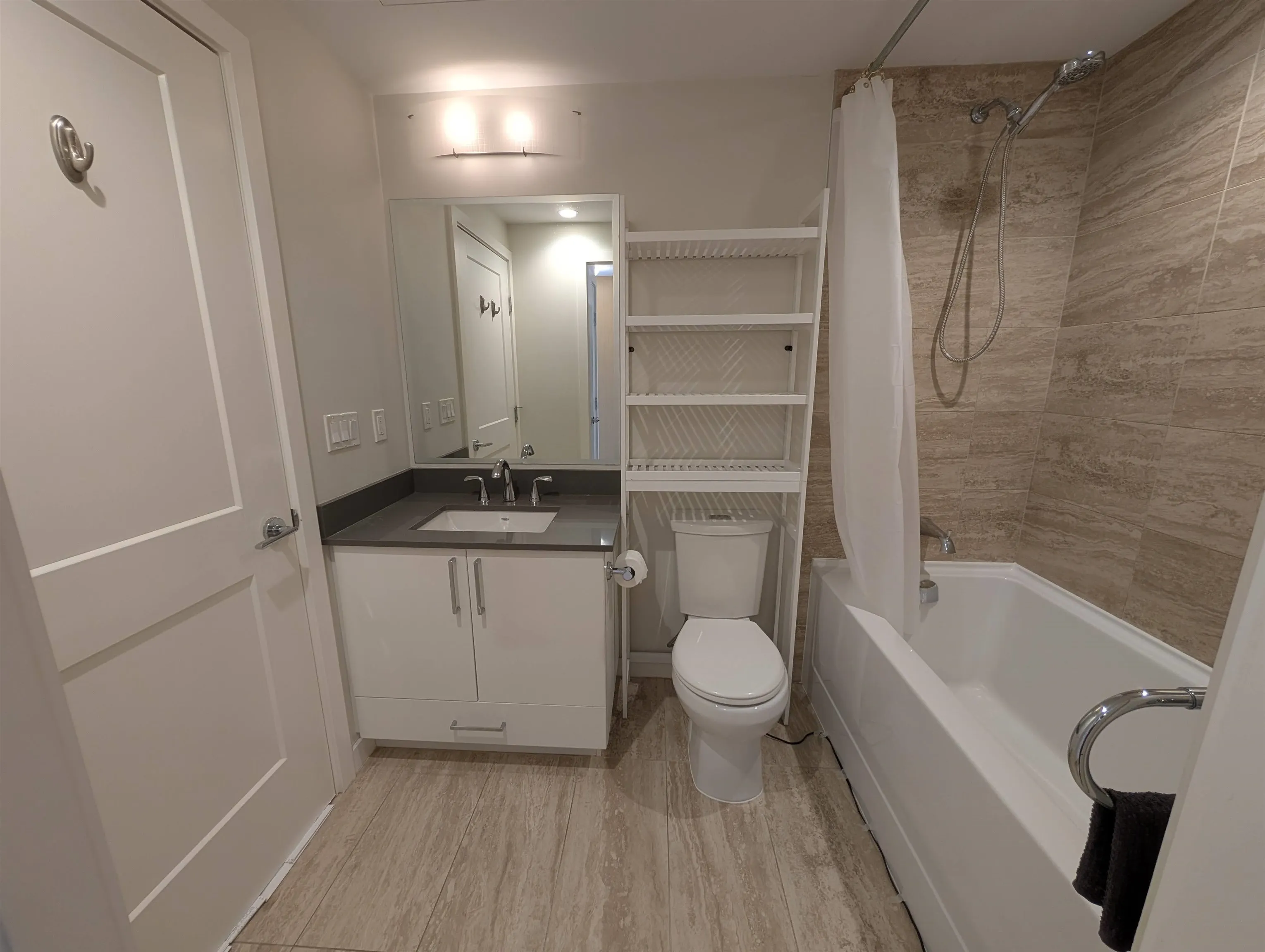 1708 Ontario Street #411
