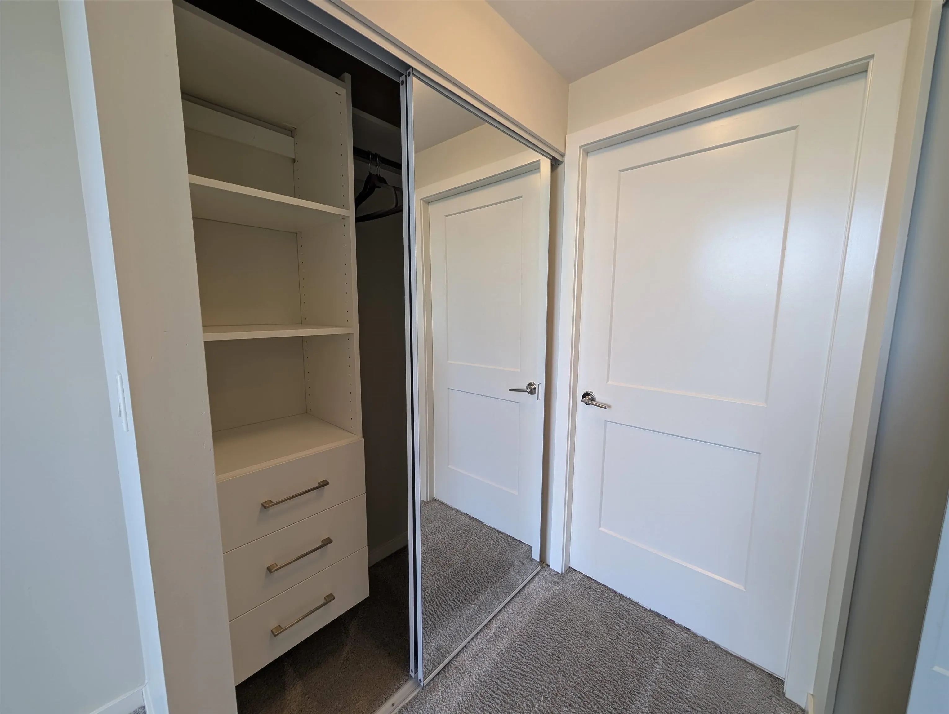 1708 Ontario Street #411