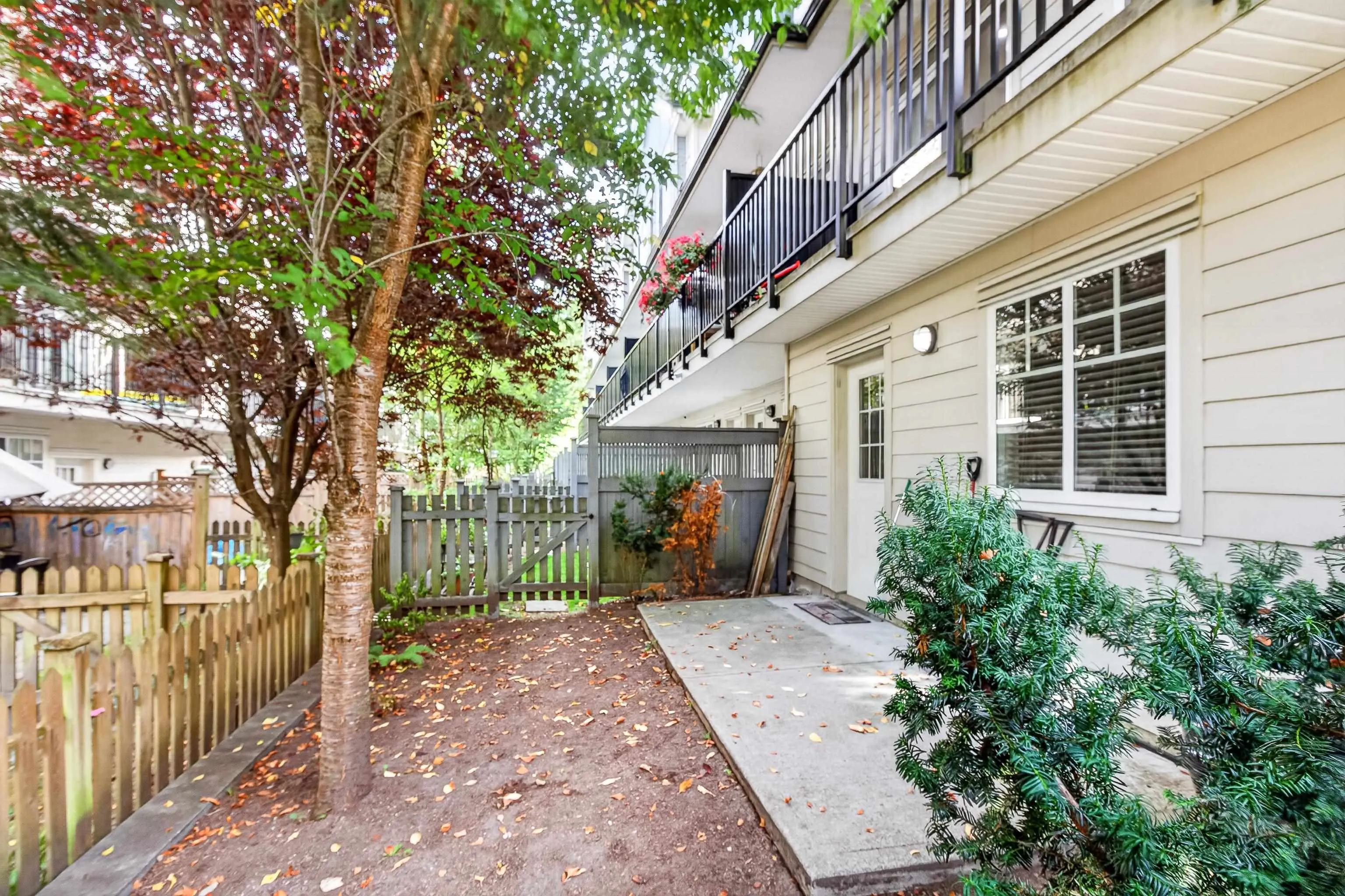 13898 64 Avenue #191
