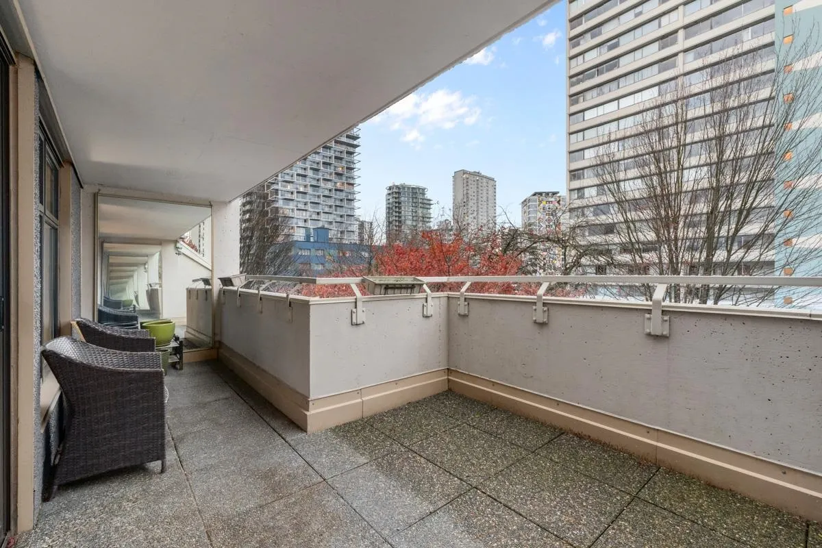1819 Pendrell Street #401