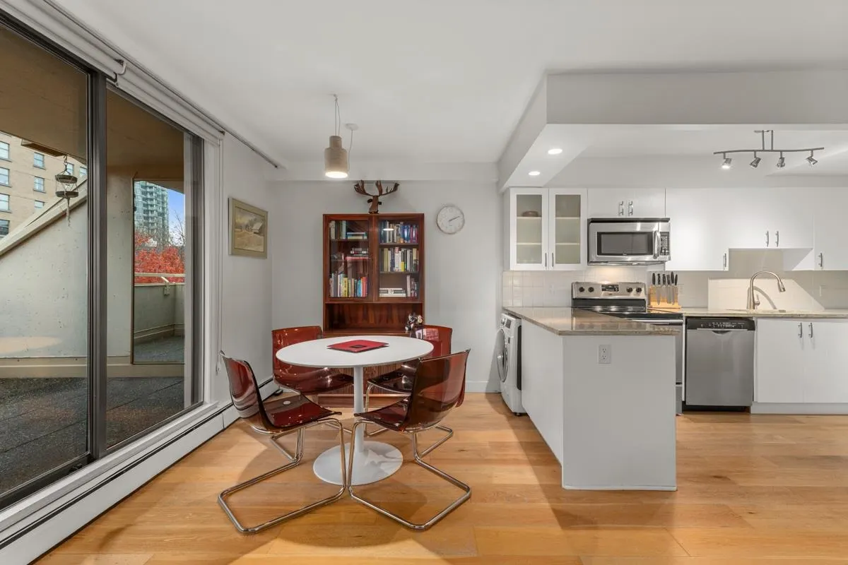 1819 Pendrell Street #401