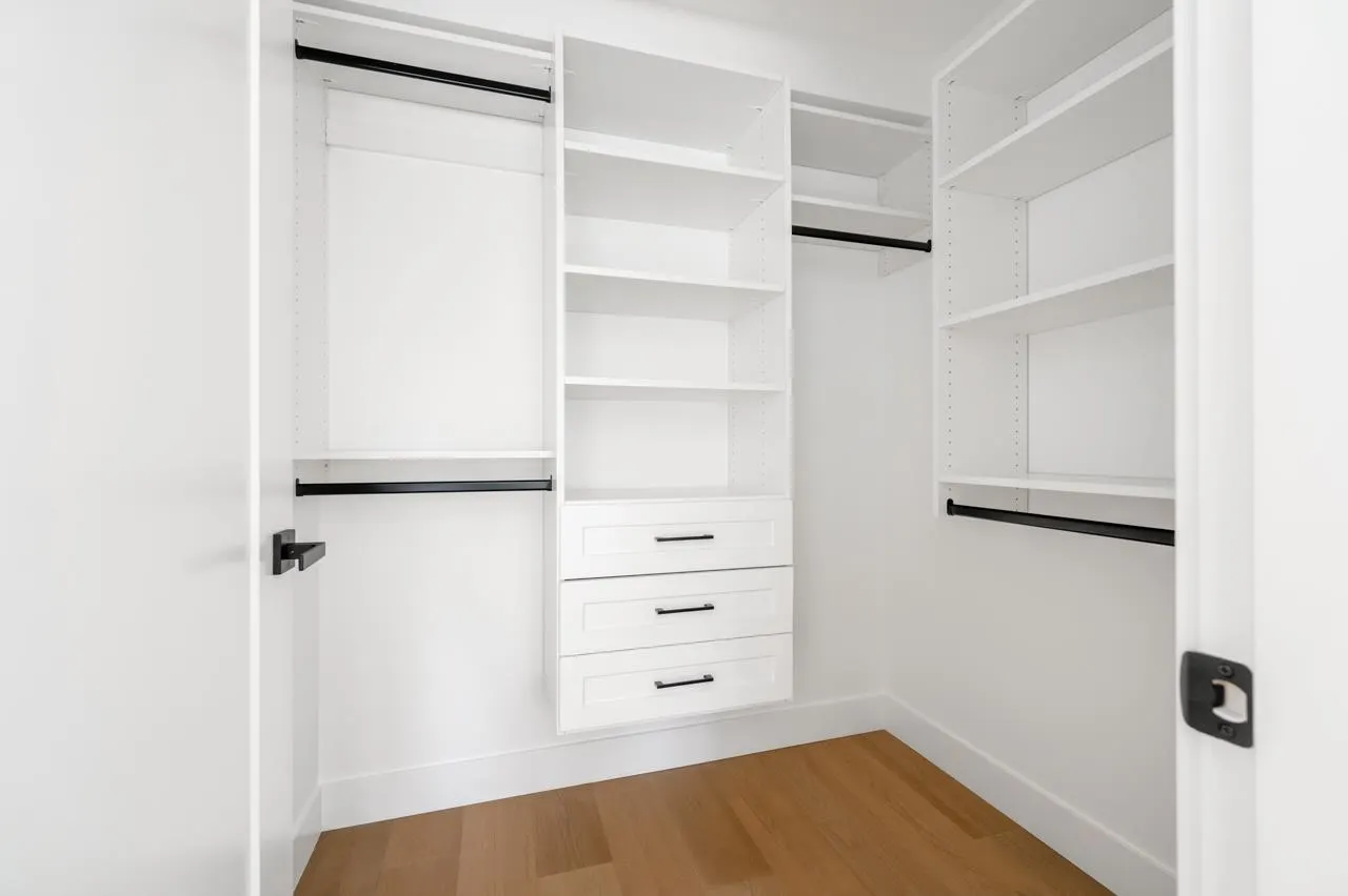 950 W 17th Avenue #2