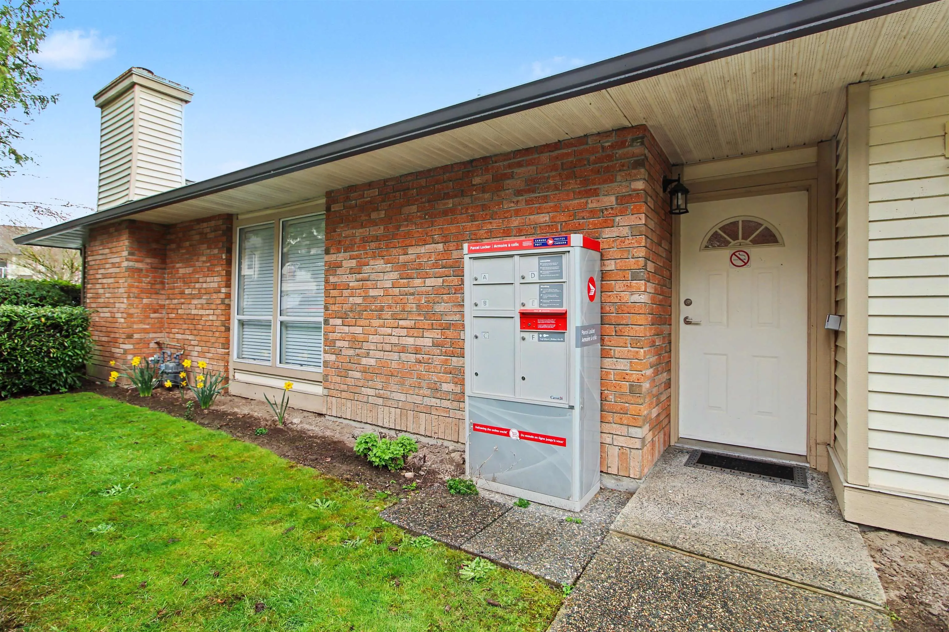 6841 138 Street #118