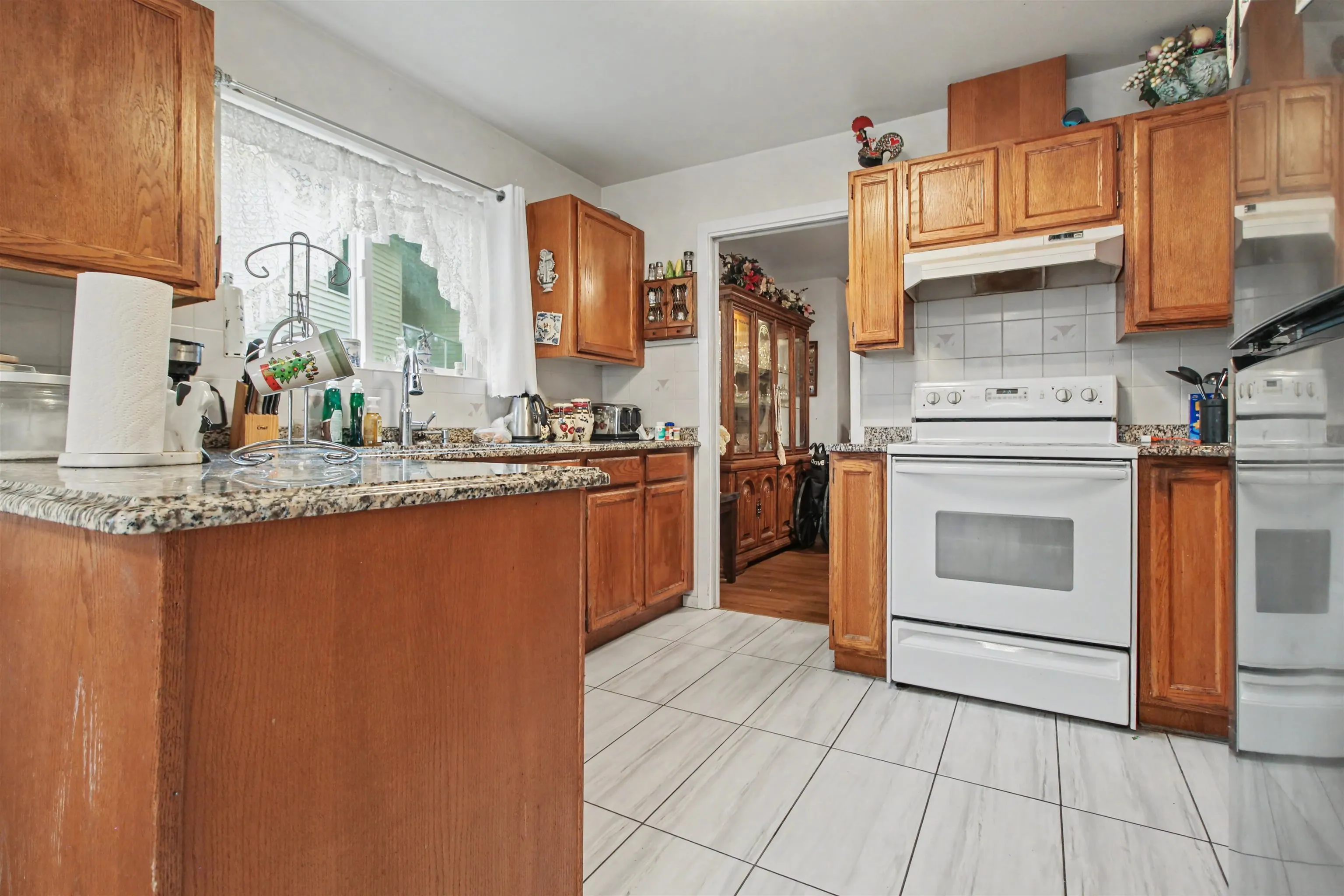 6841 138 Street #118
