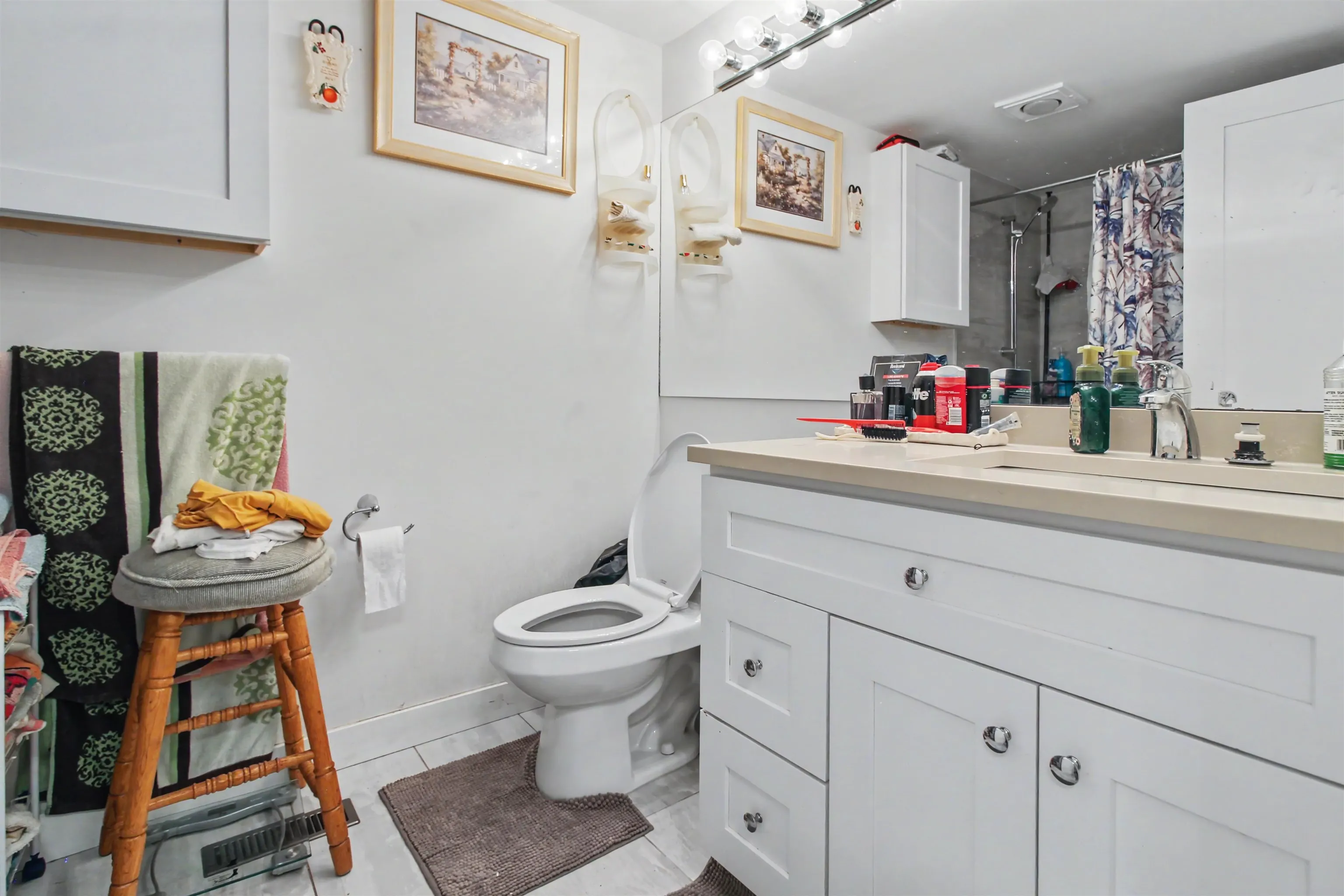 6841 138 Street #118