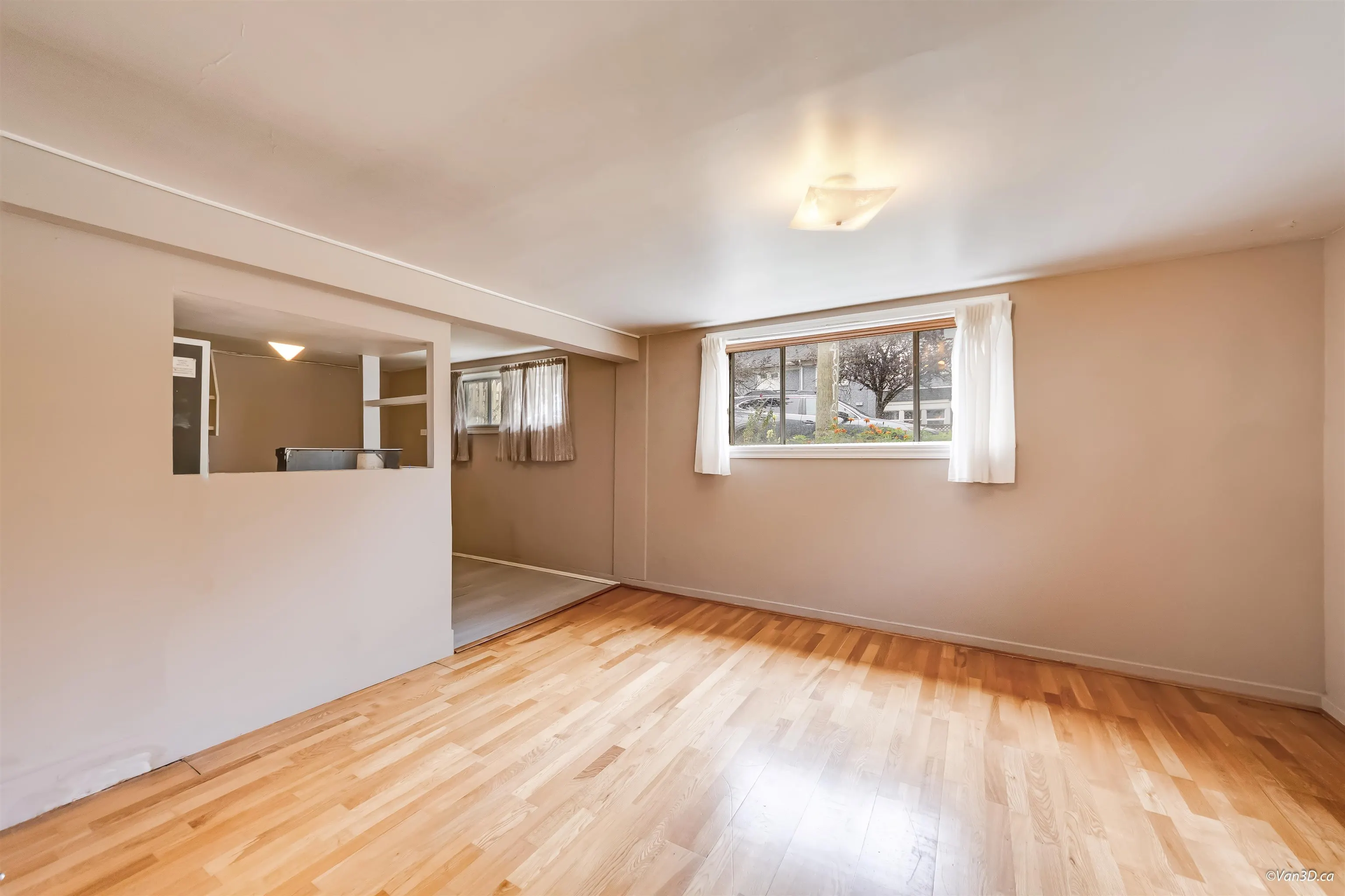 96 W 16th Avenue