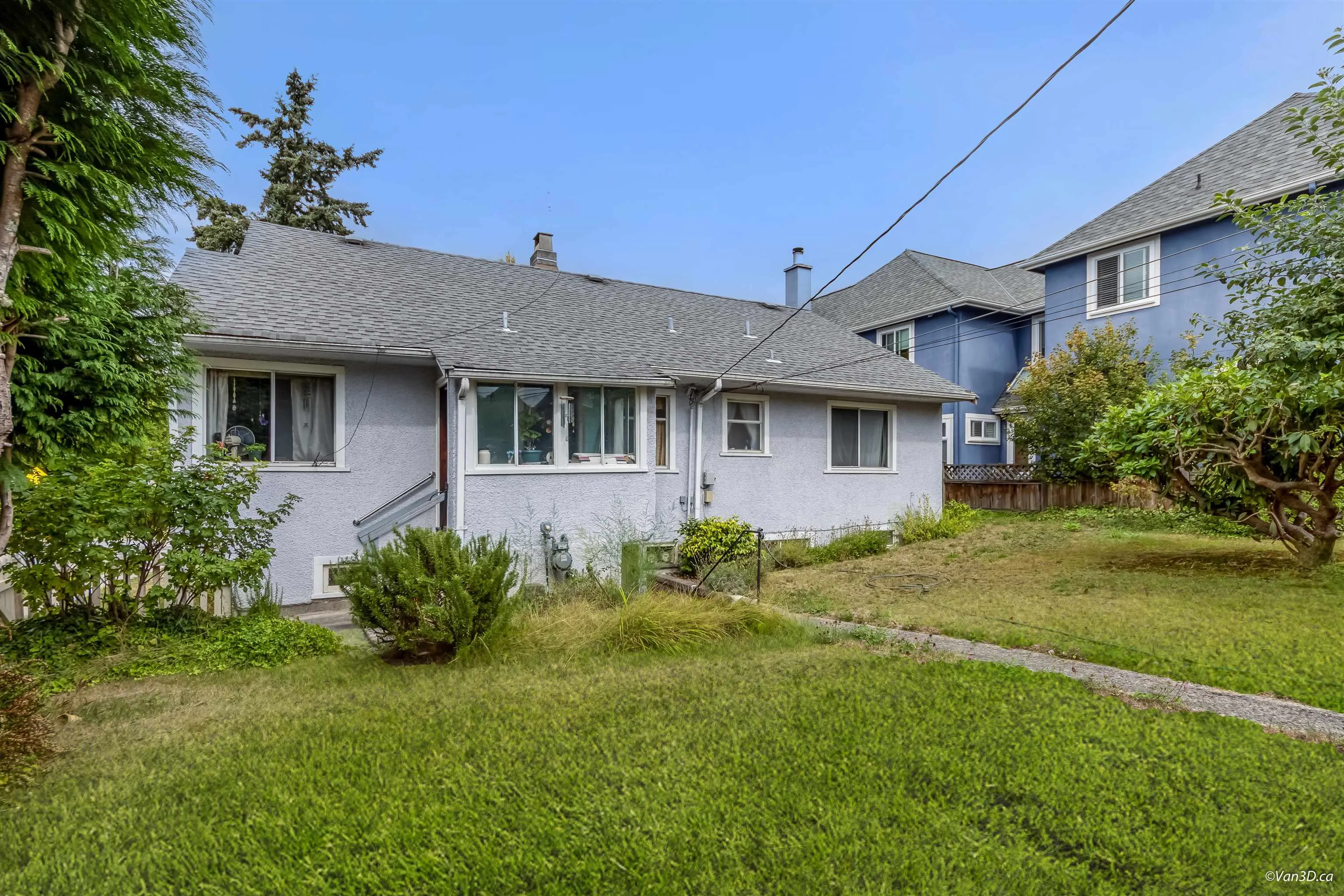 96 W 16th Avenue