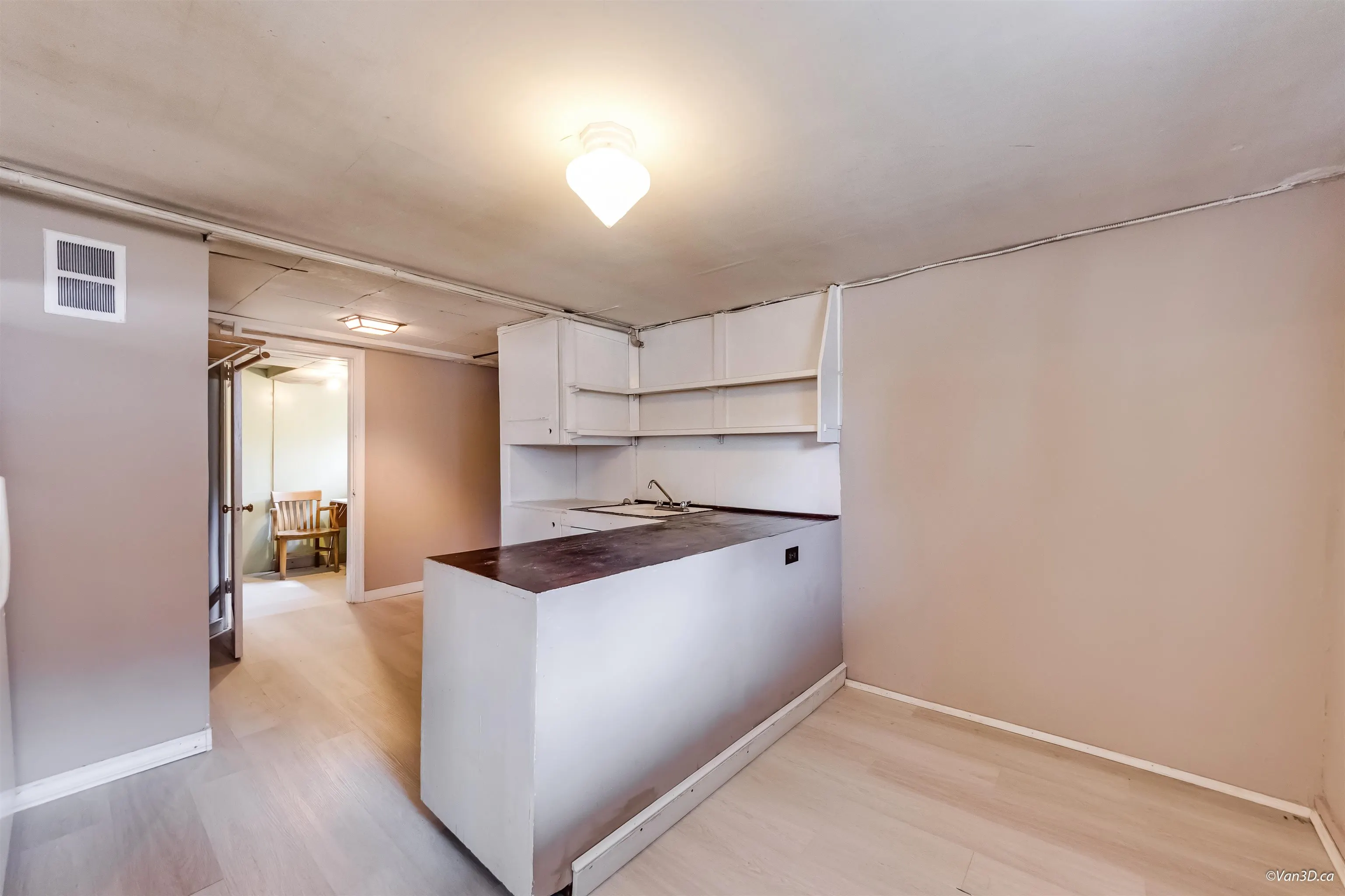 96 W 16th Avenue
