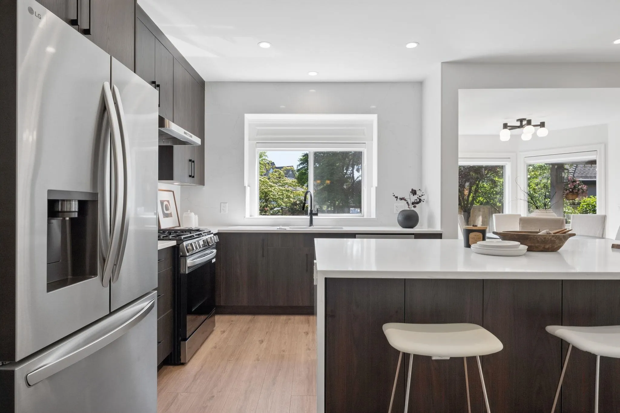 2594 Palisade Crescent
