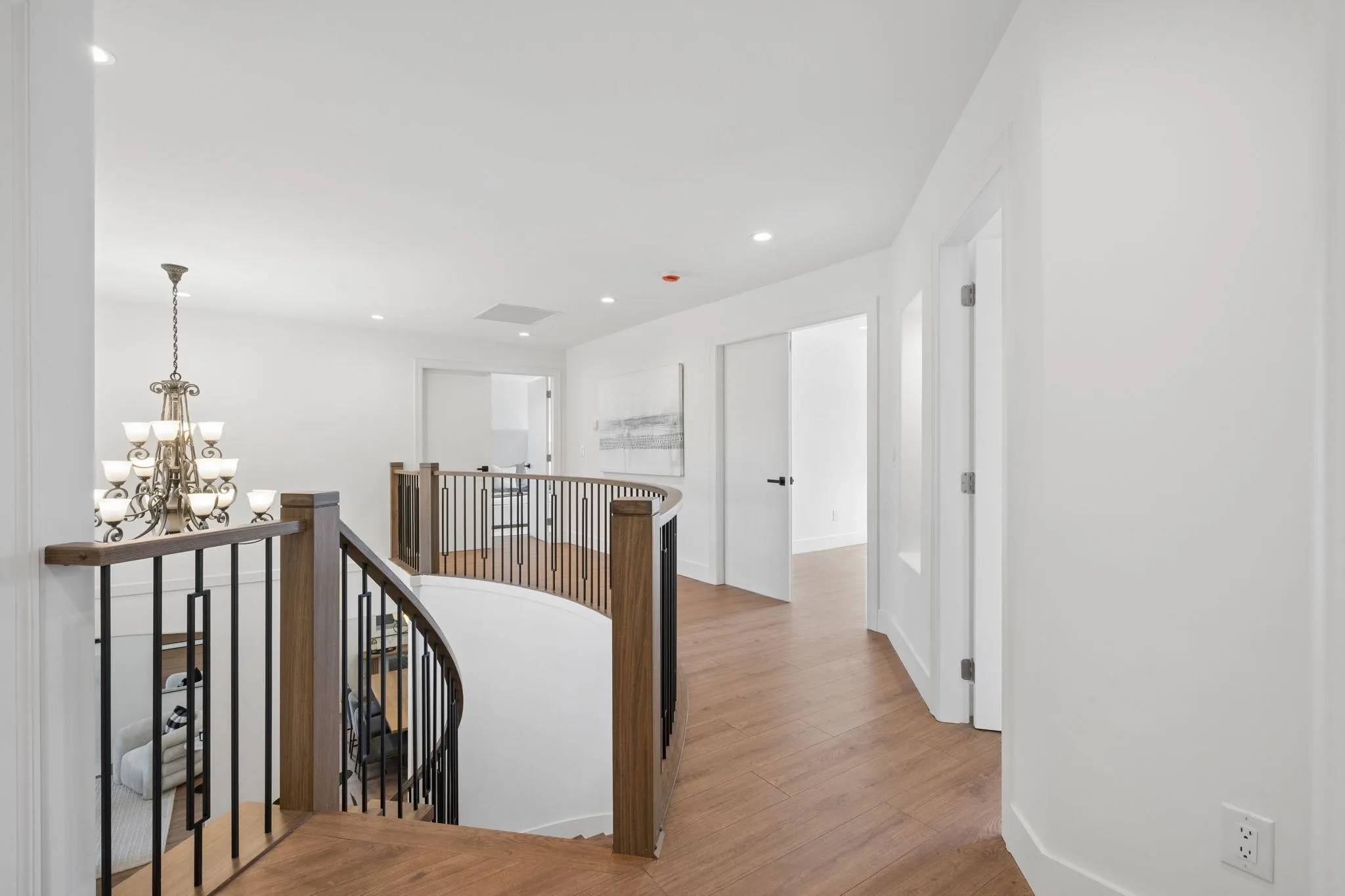 2594 Palisade Crescent