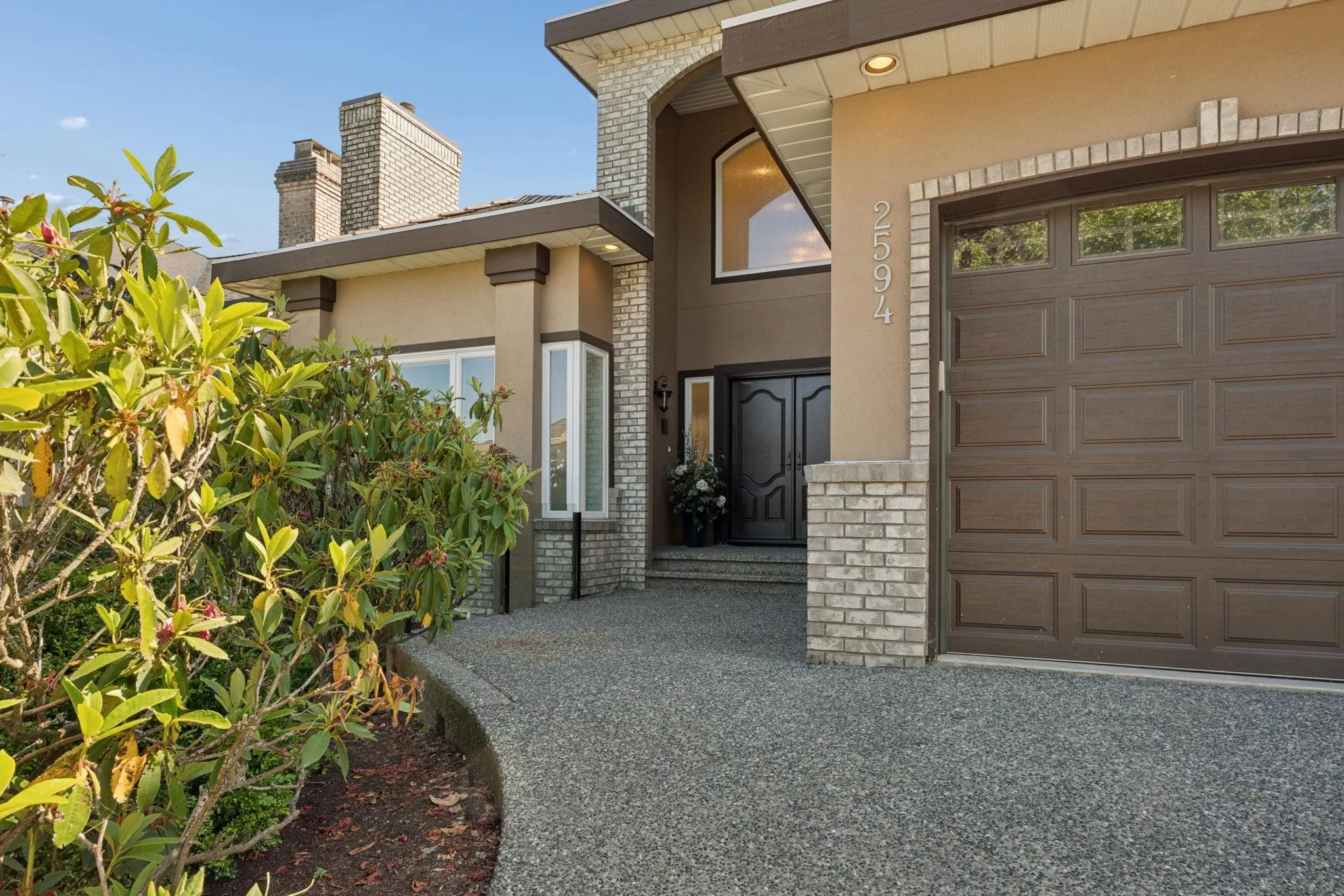 2594 Palisade Crescent