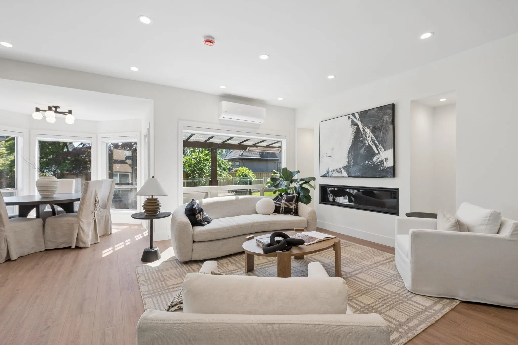 2594 Palisade Crescent