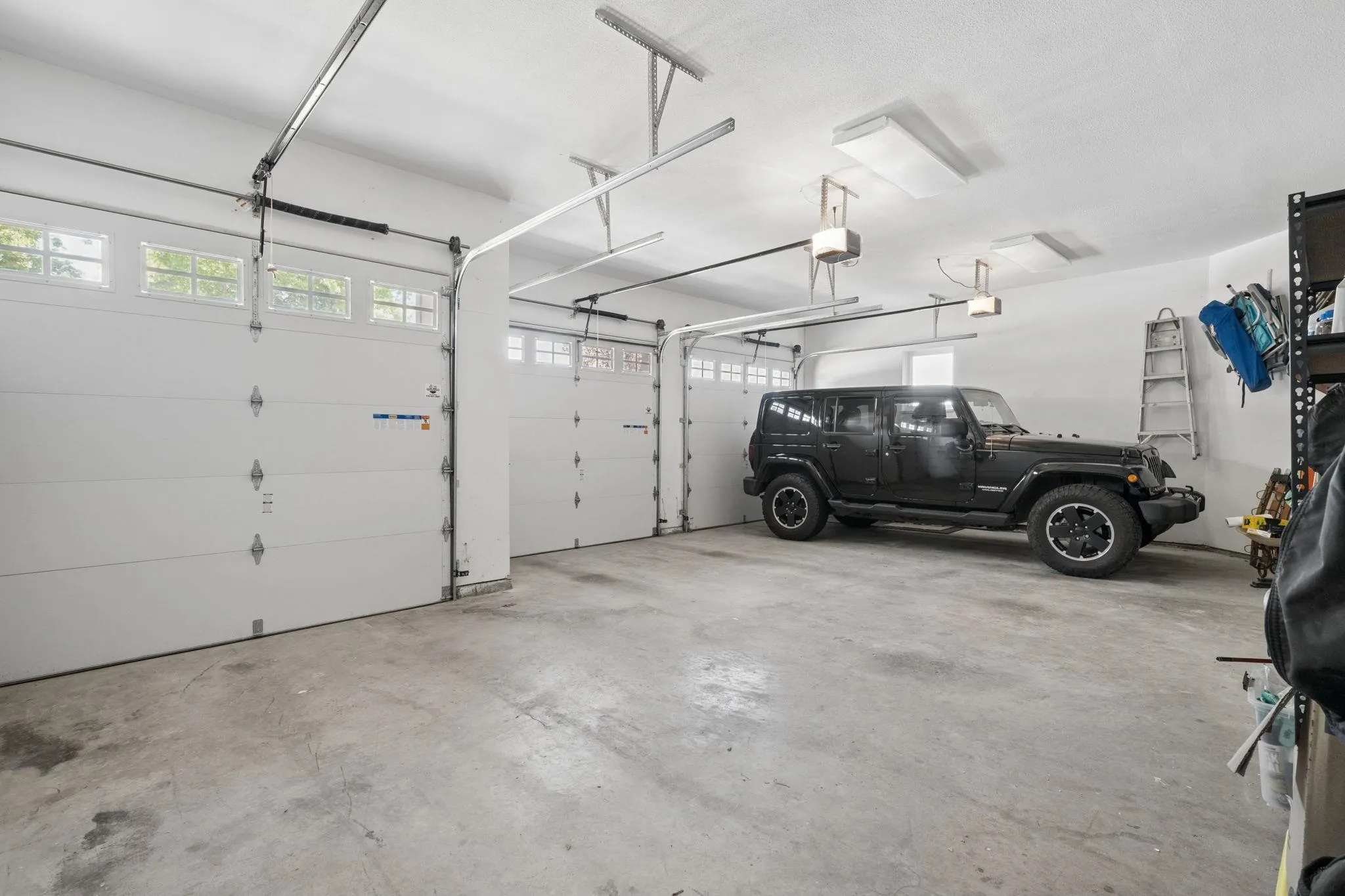 2594 Palisade Crescent