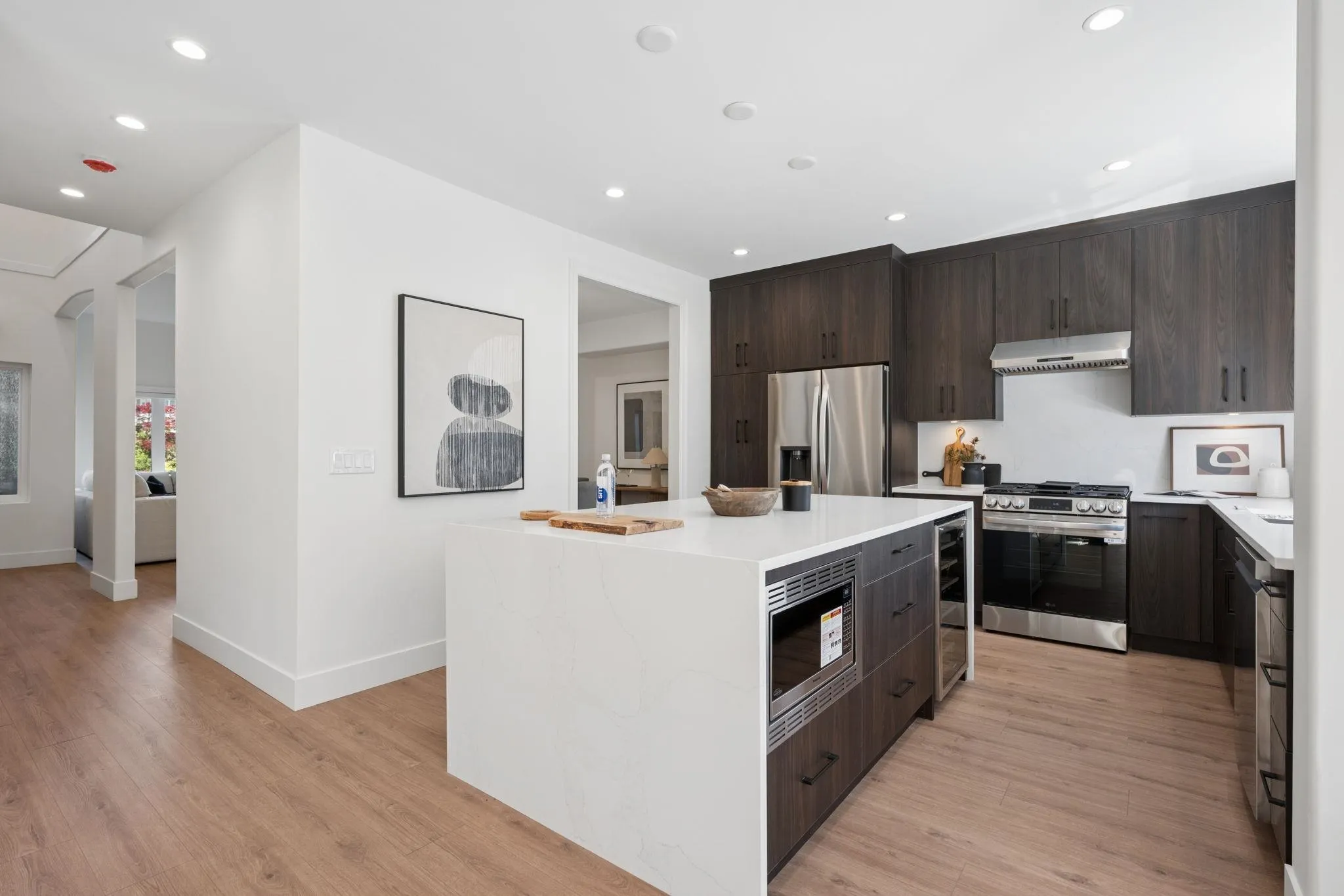 2594 Palisade Crescent