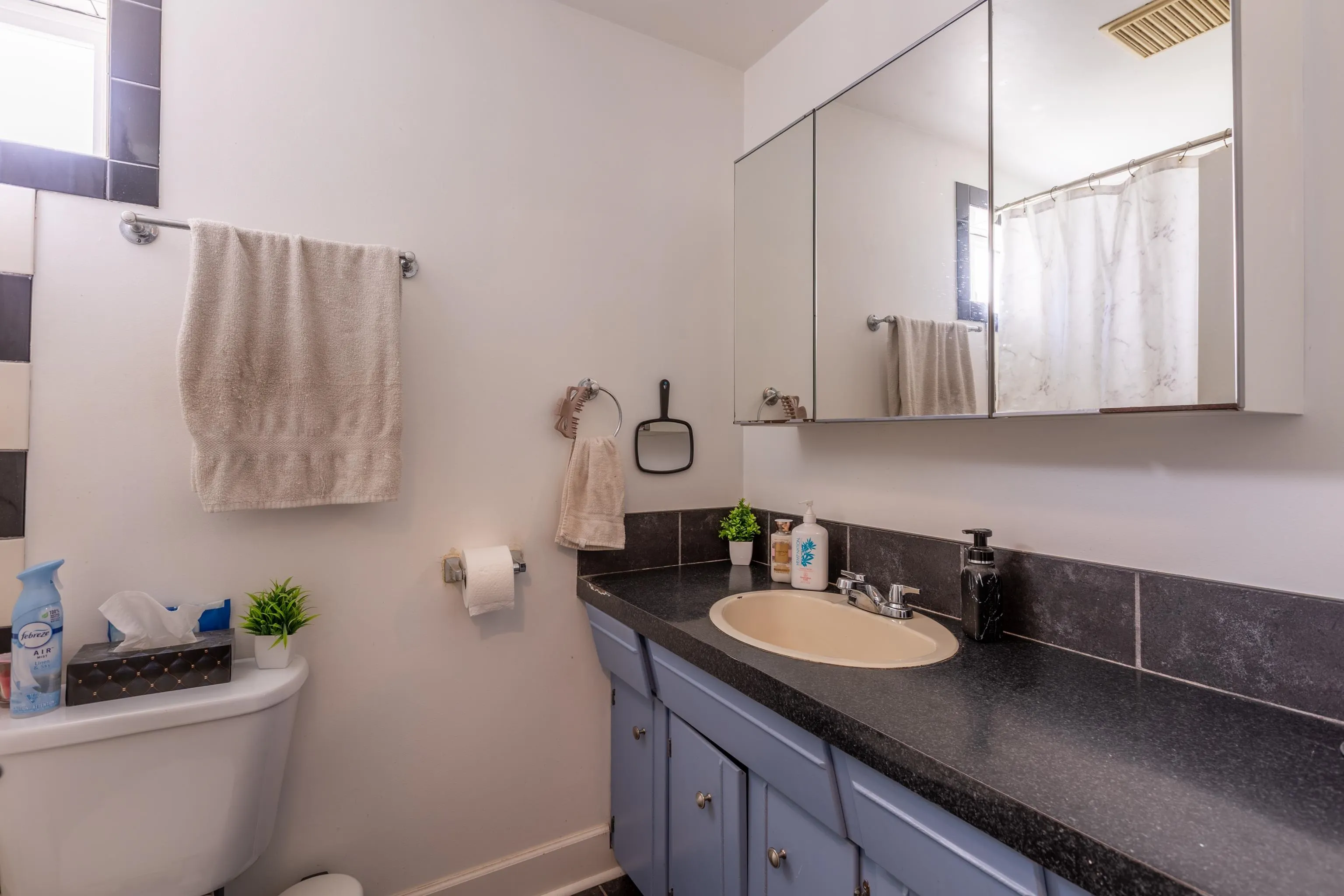 2164 Opal Place