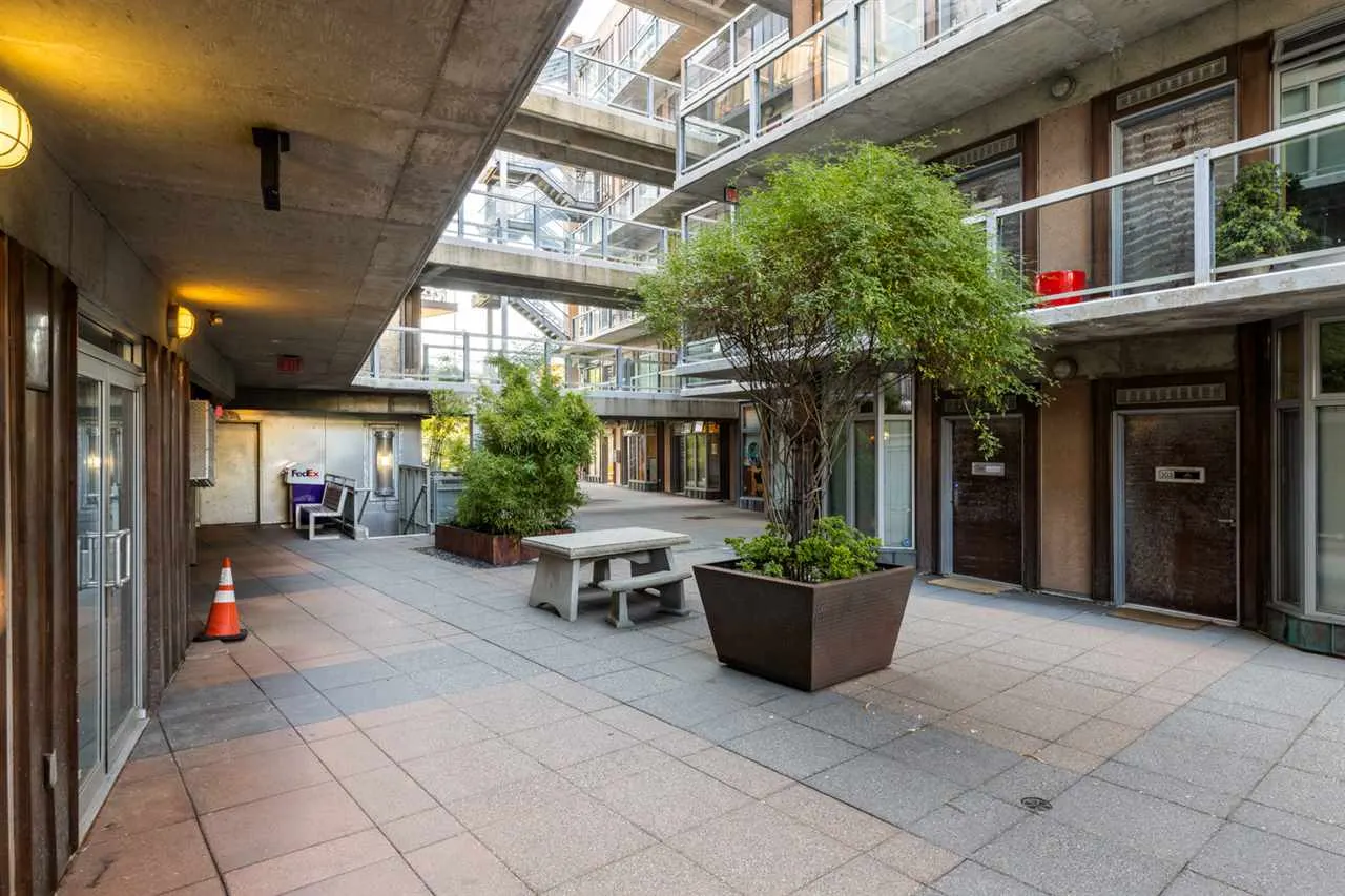 1529 W 6th Avenue #3XX