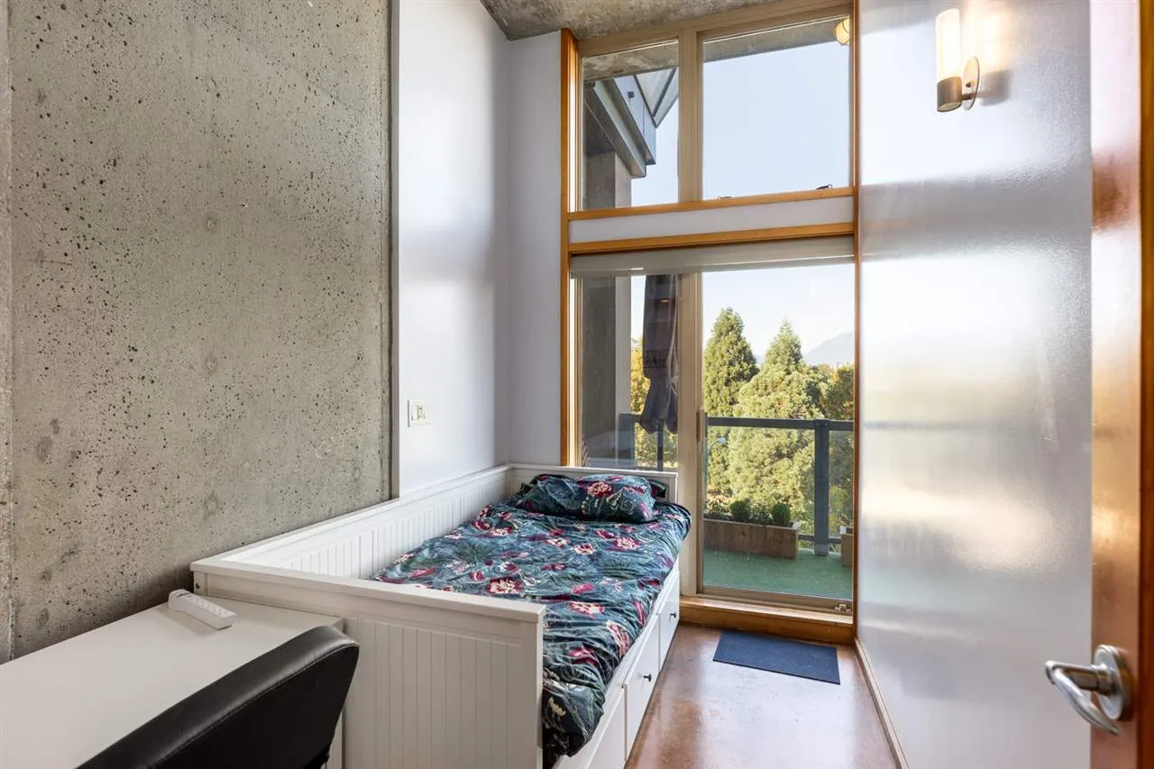 1529 W 6th Avenue #3XX