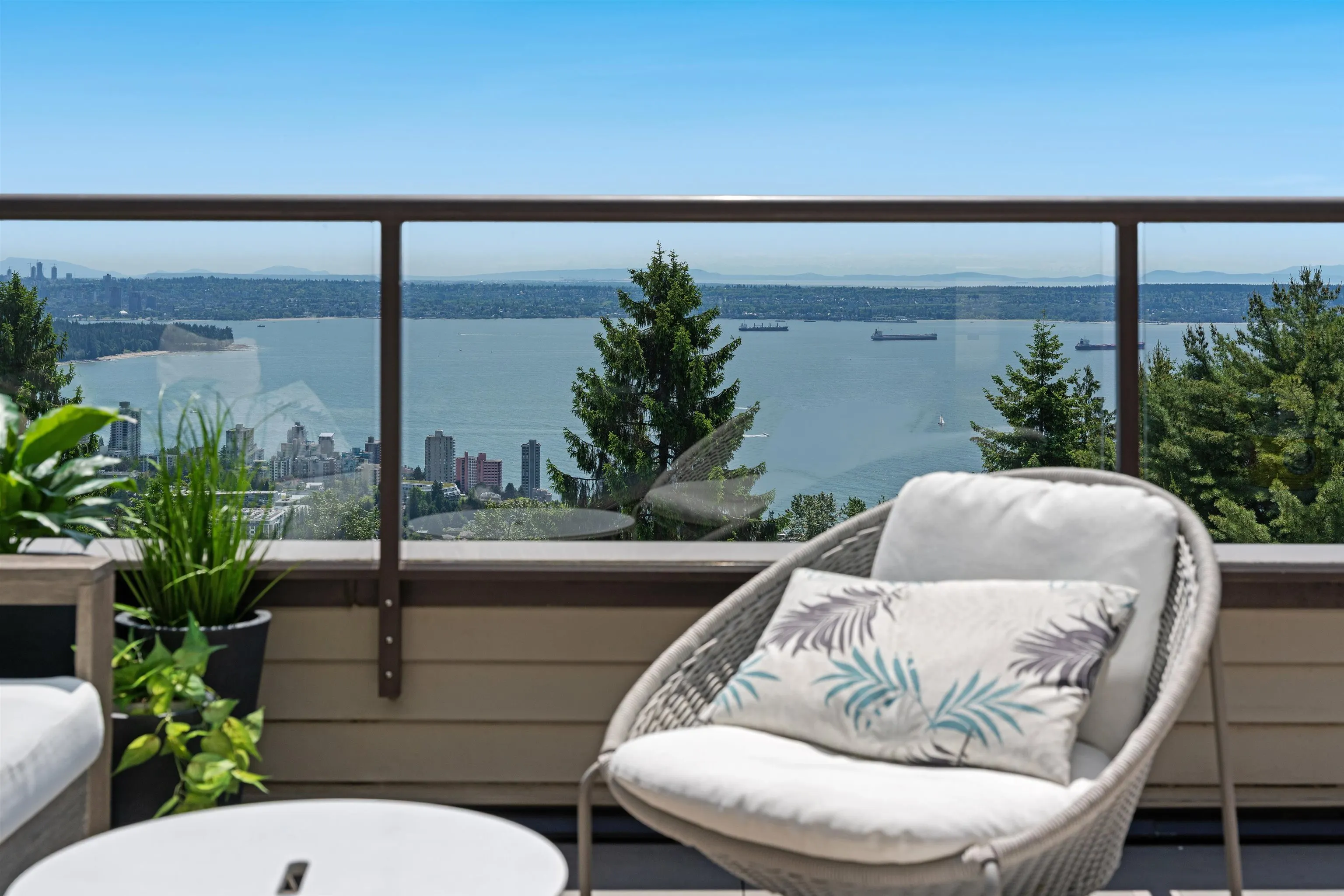 2238 Folkestone Way #41