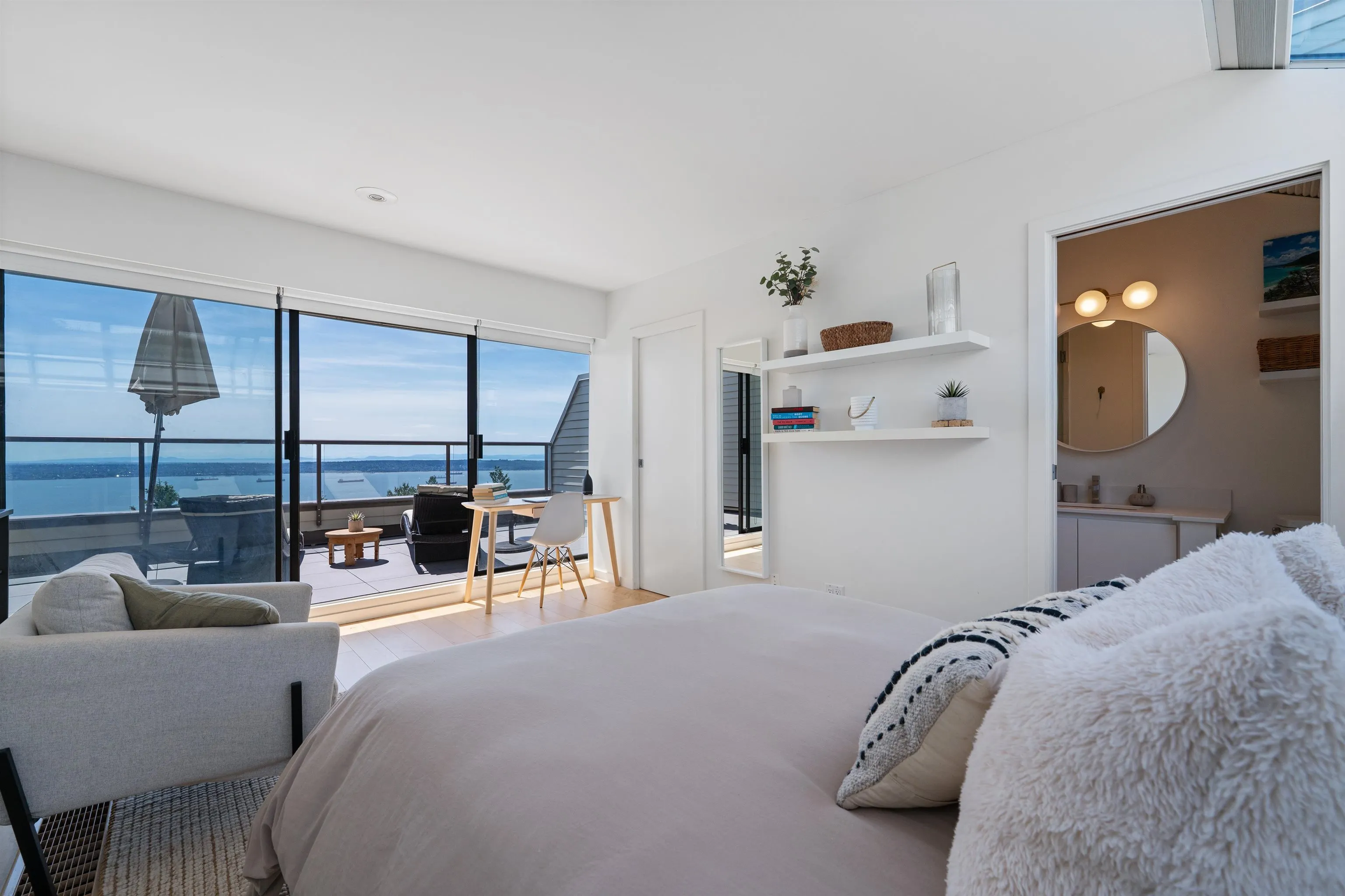 2238 Folkestone Way #41