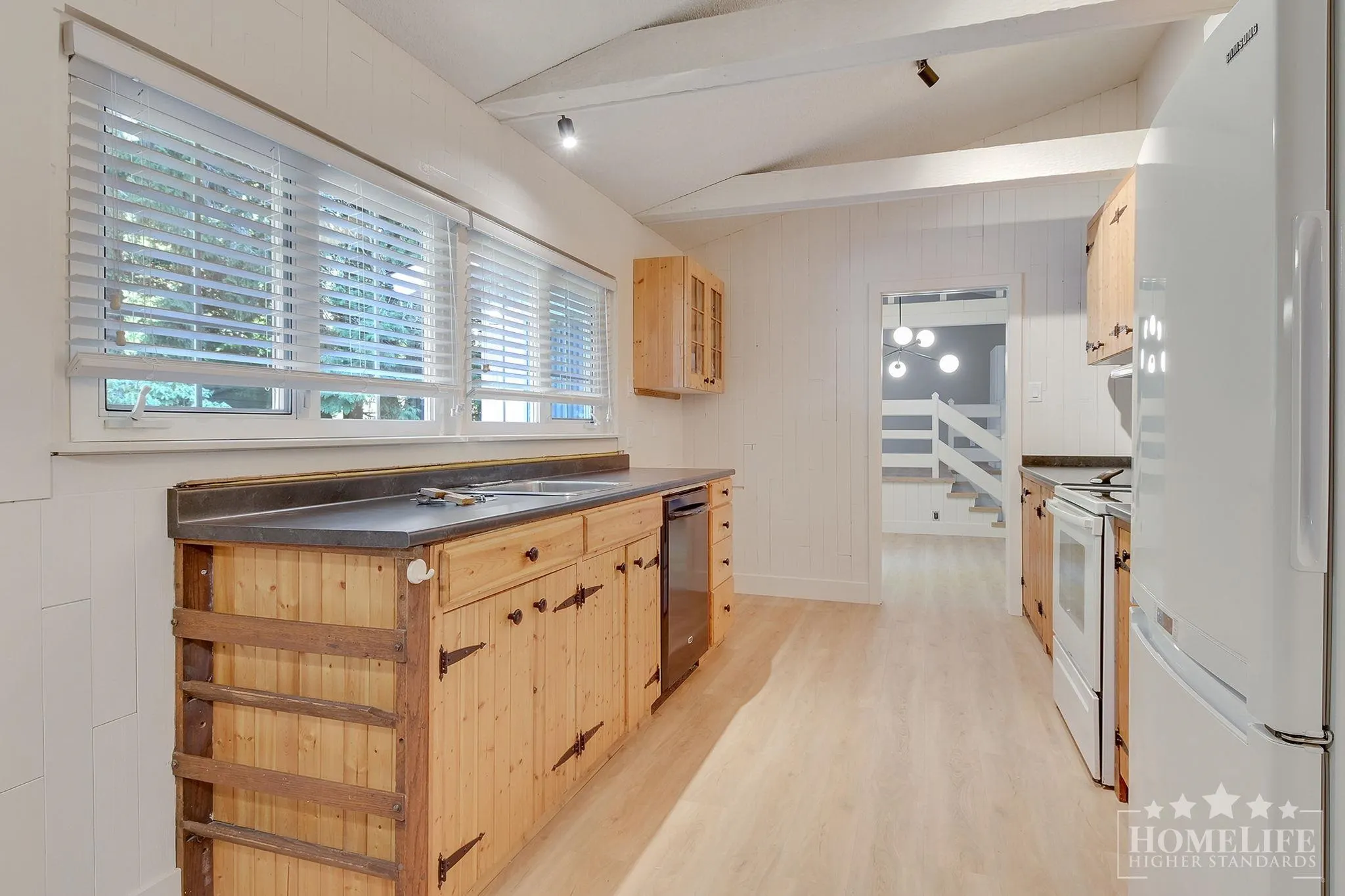 12687 23 Avenue #House