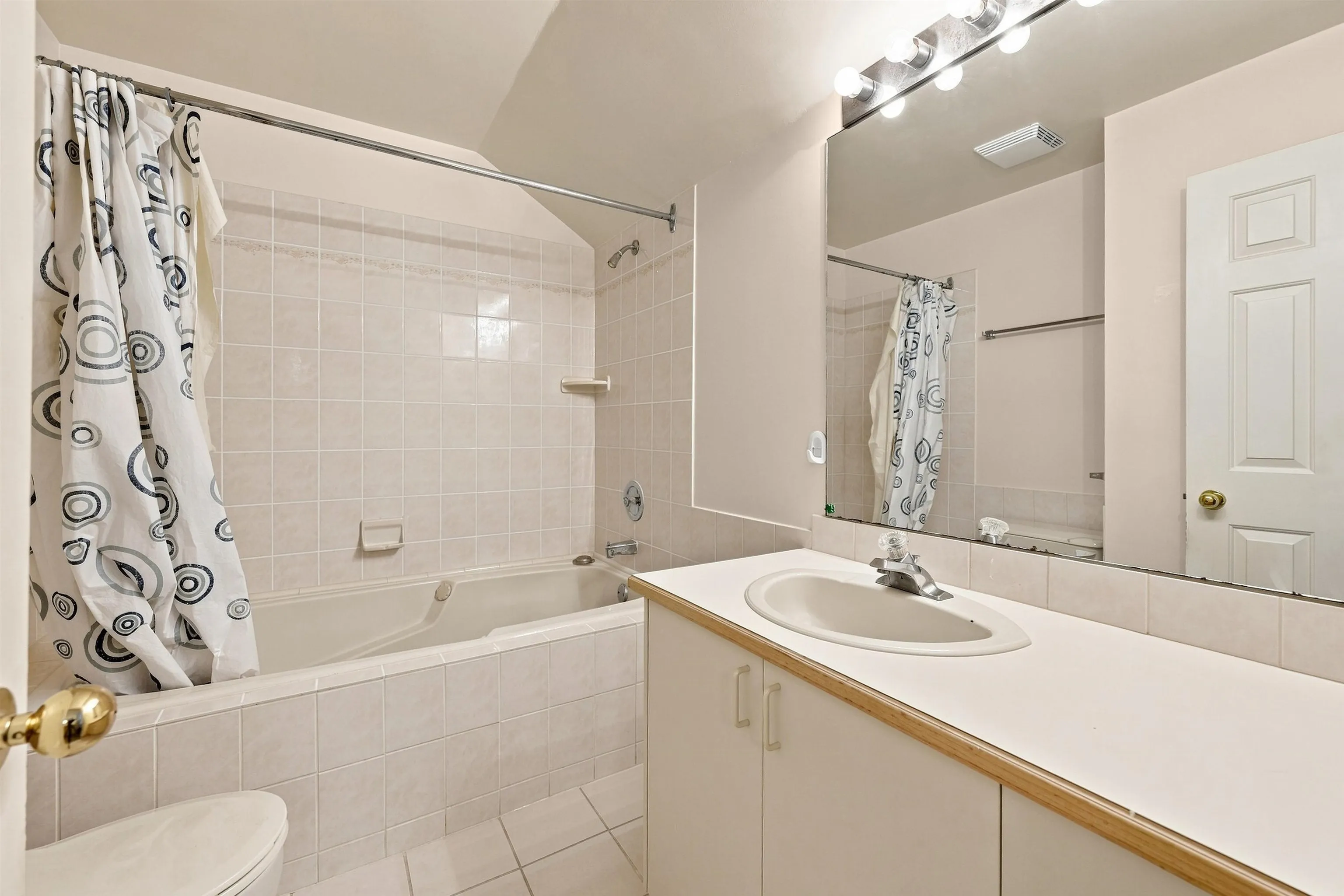 6127 Eagleridge Crescent #62