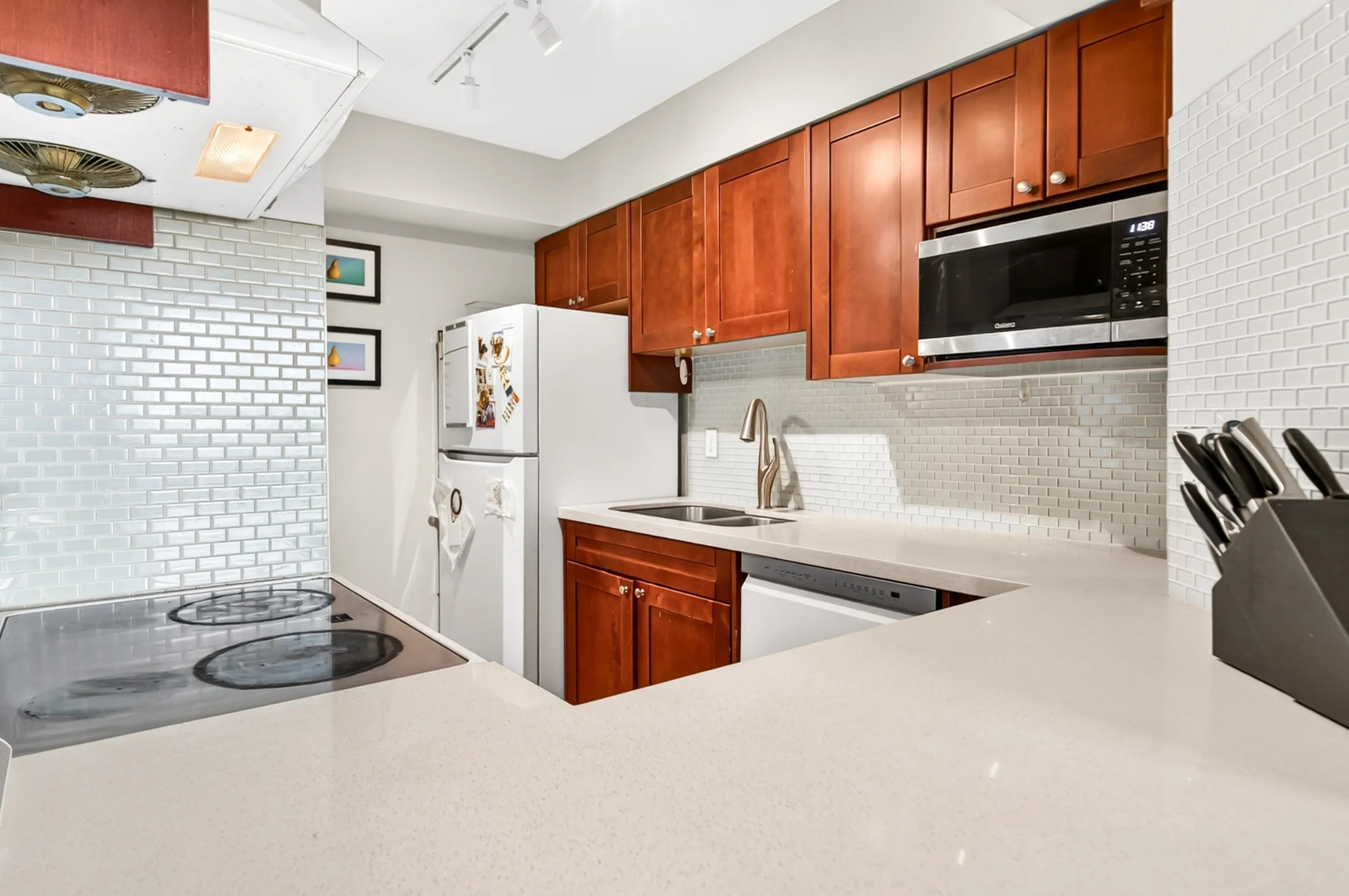 3771 Bartlett Court #1601