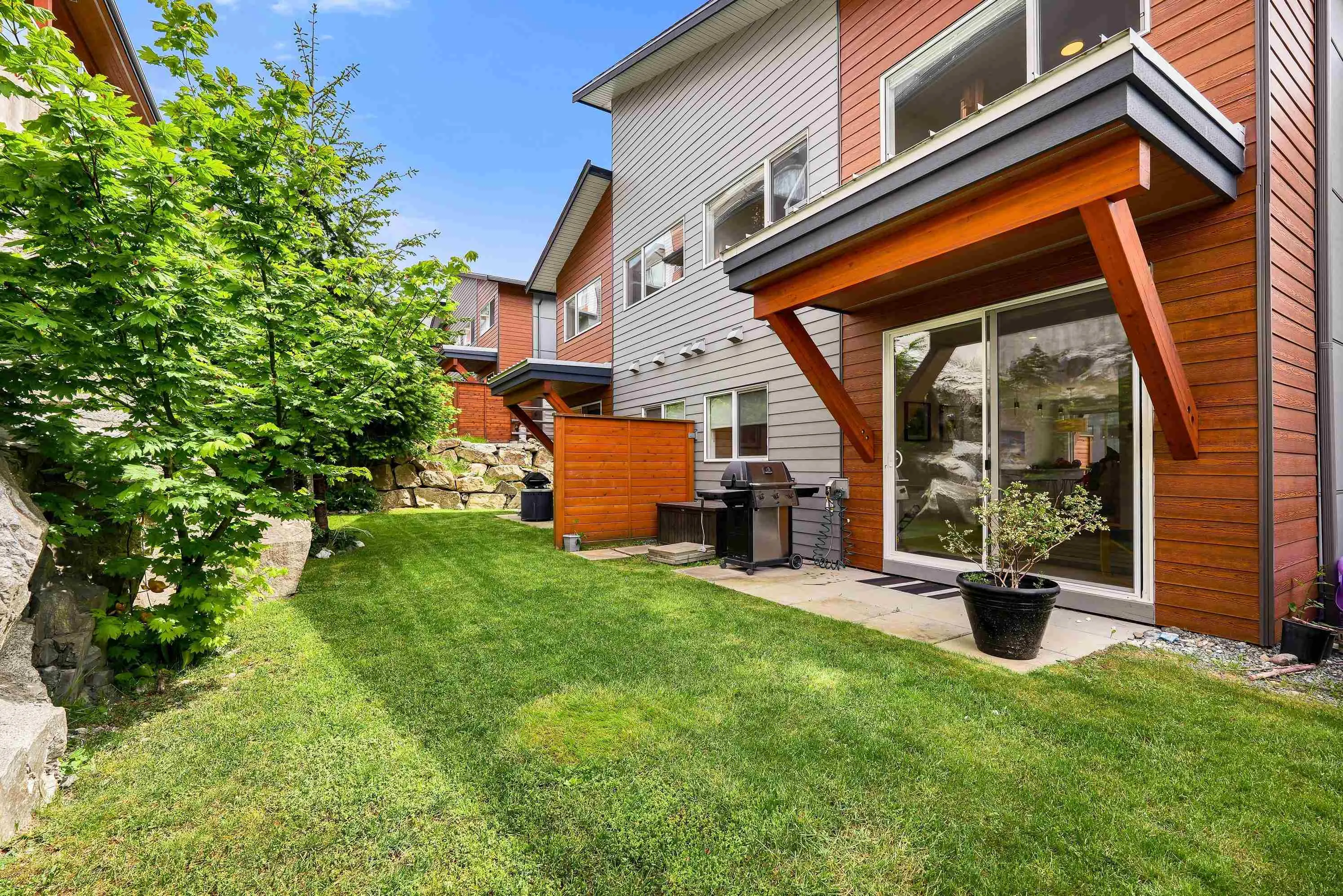 41322 Horizon Drive