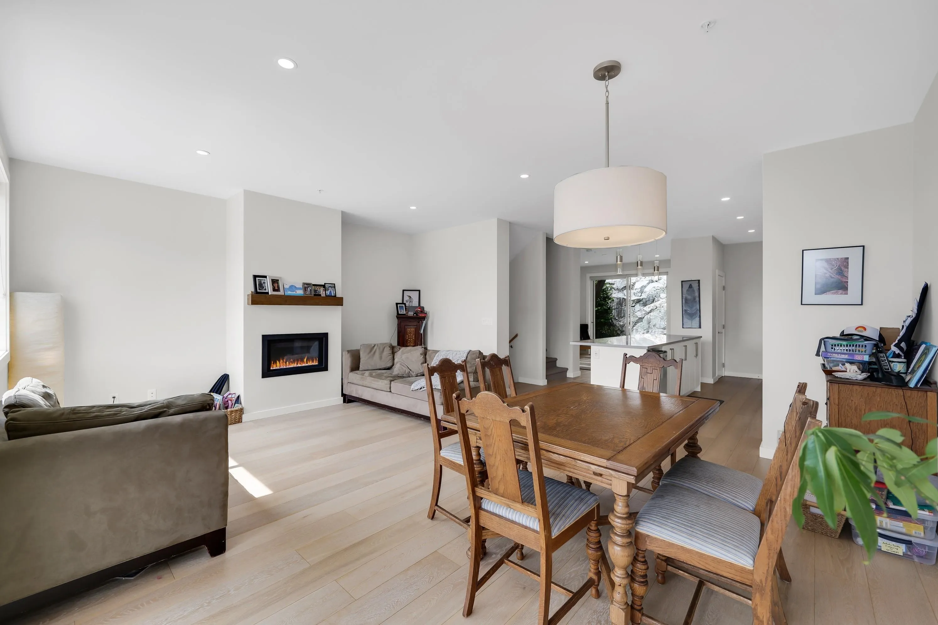 41322 Horizon Drive