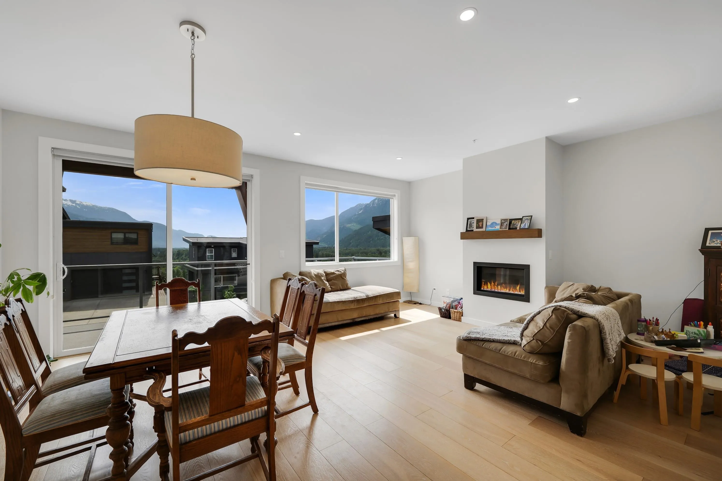 41322 Horizon Drive