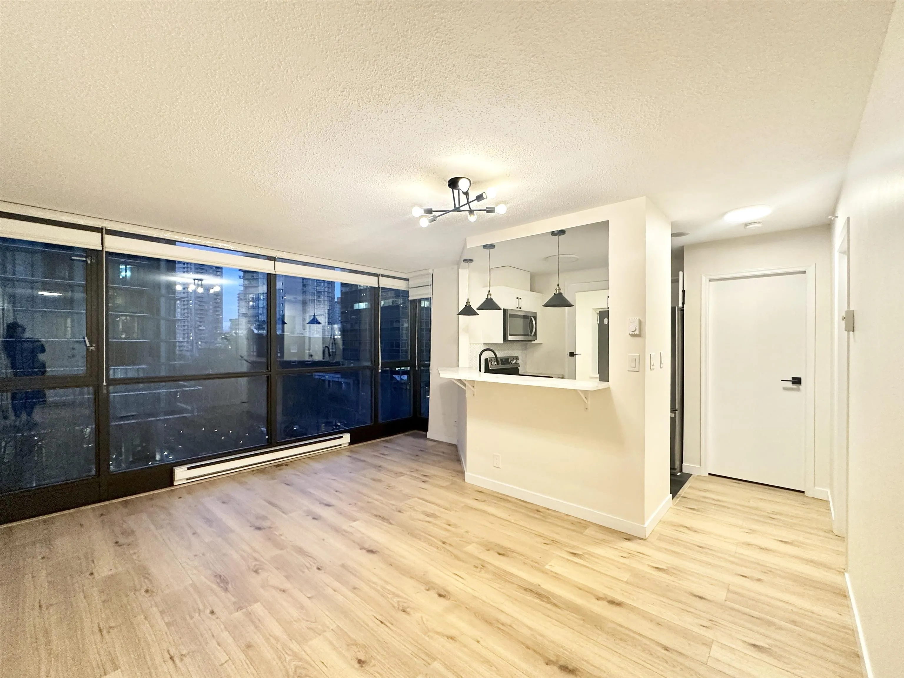 1331 Alberni Street #302