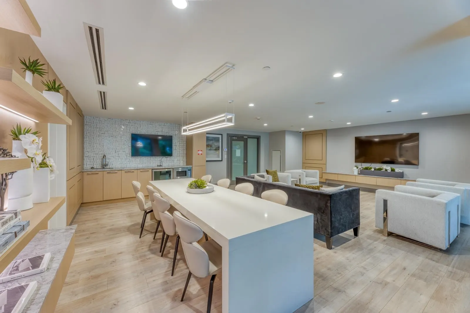 3533 Ross Drive #308
