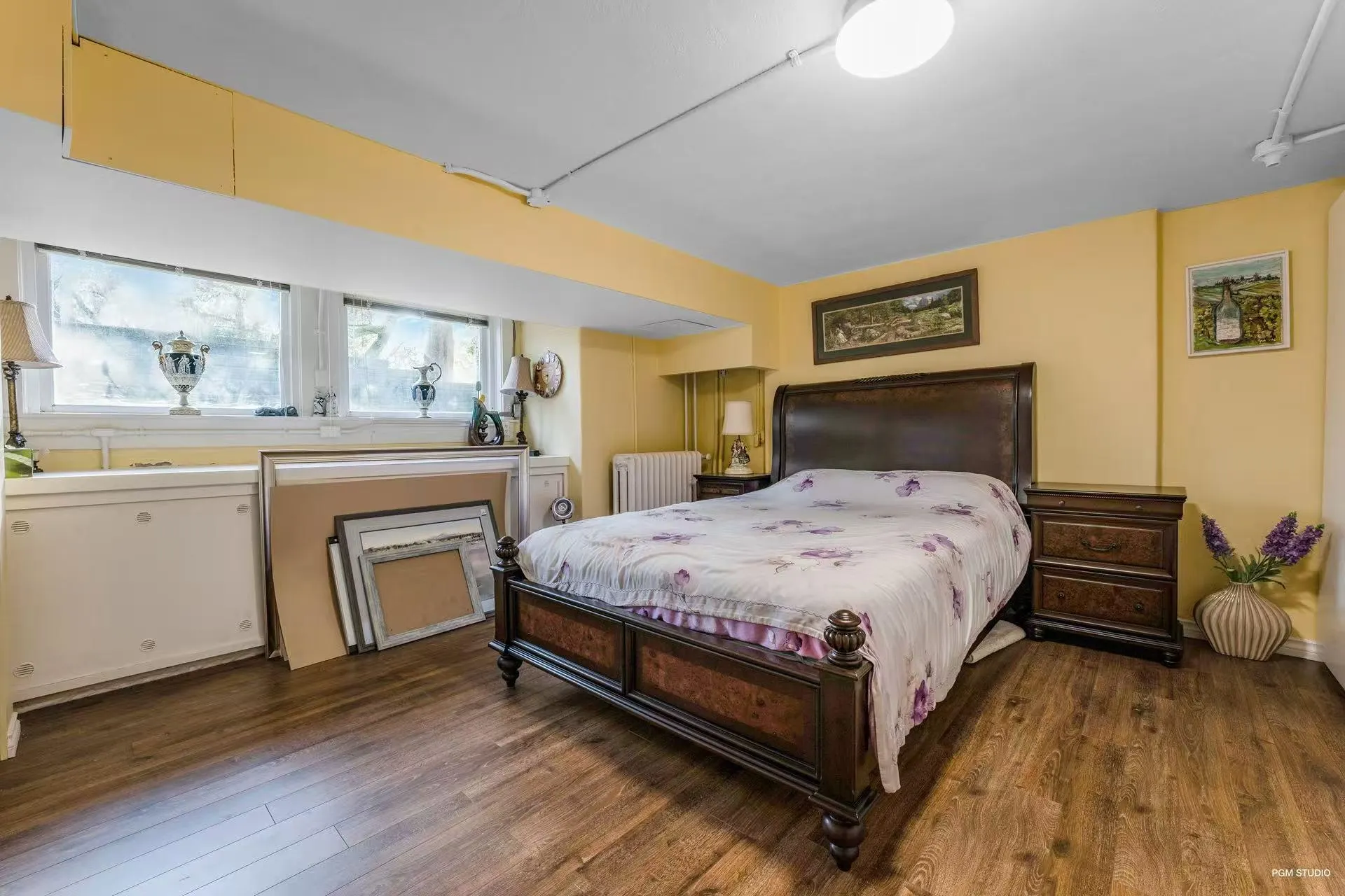 3380 The Crescent