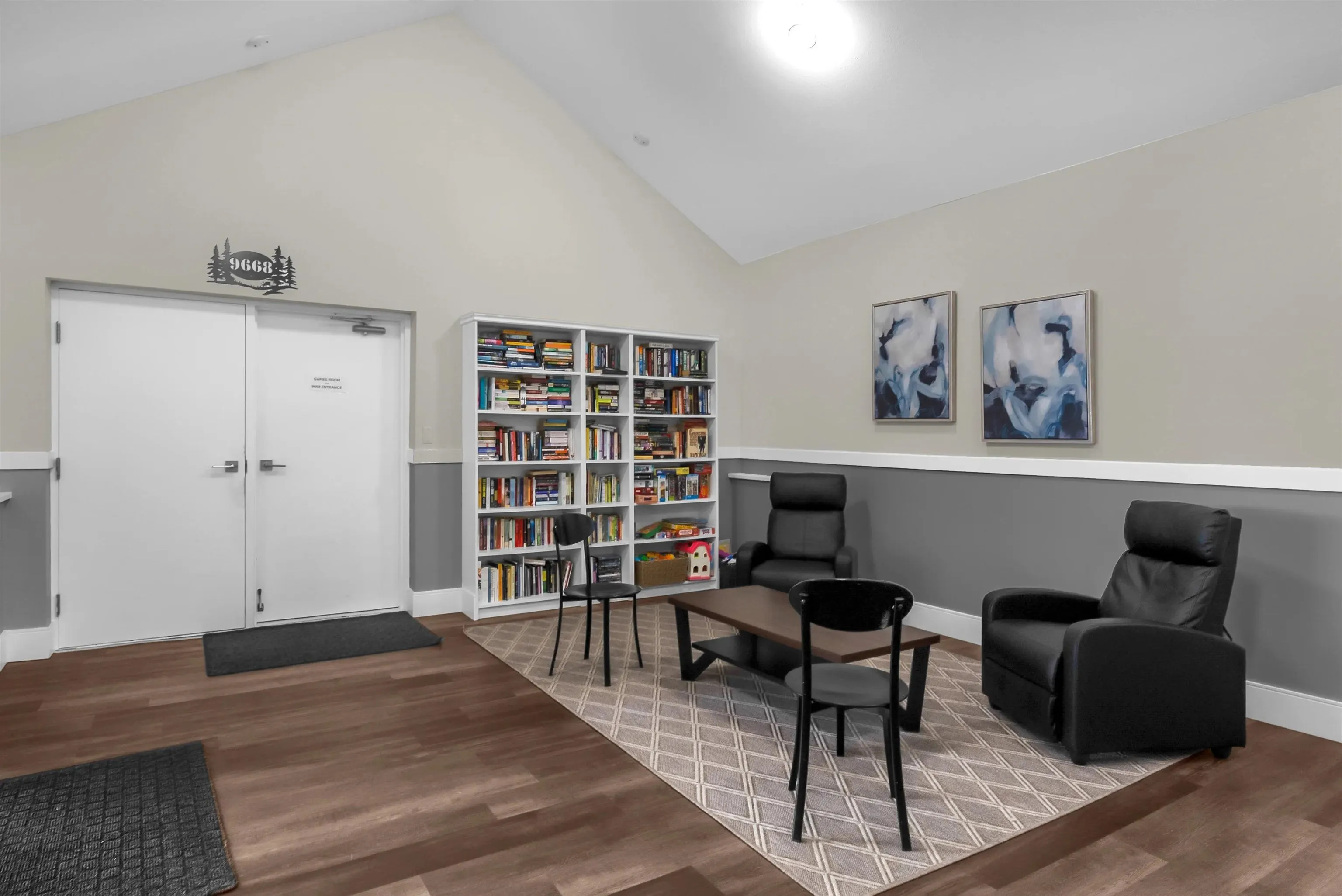 9668 148 Street #206