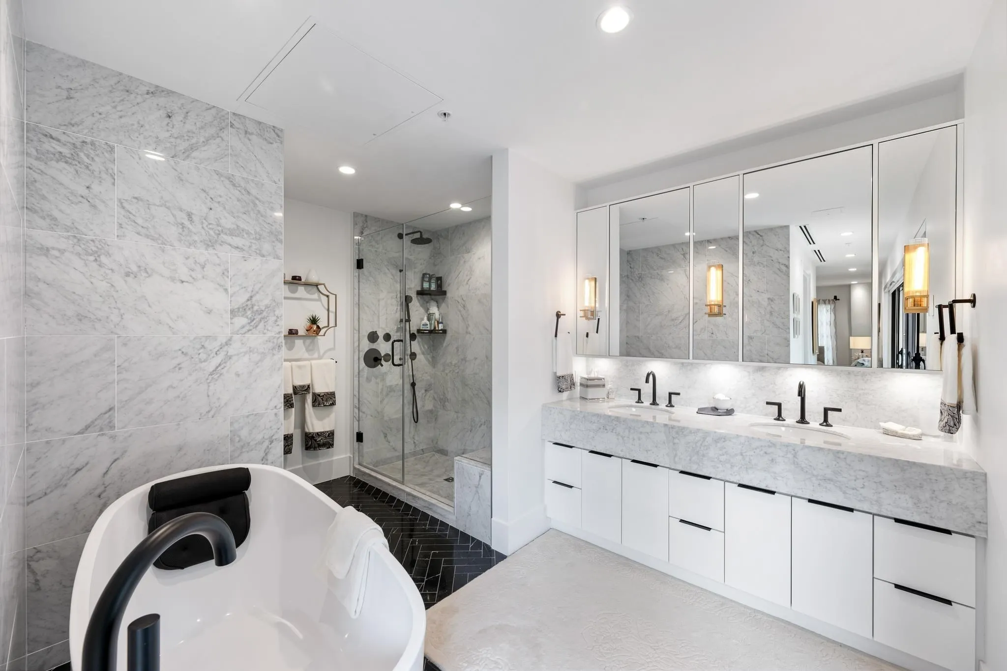 14825 Thrift Avenue #603