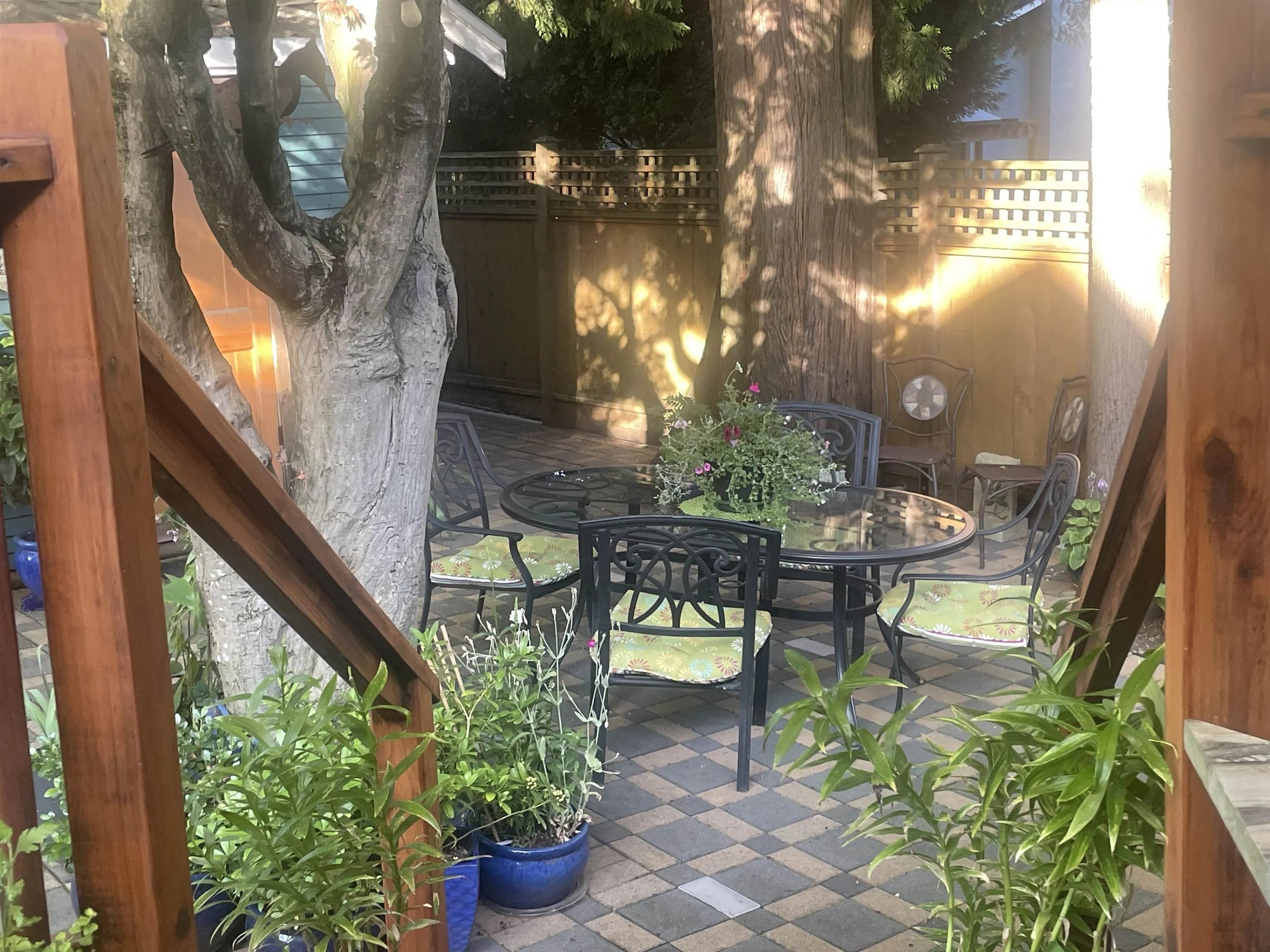 207 Eighth Street
