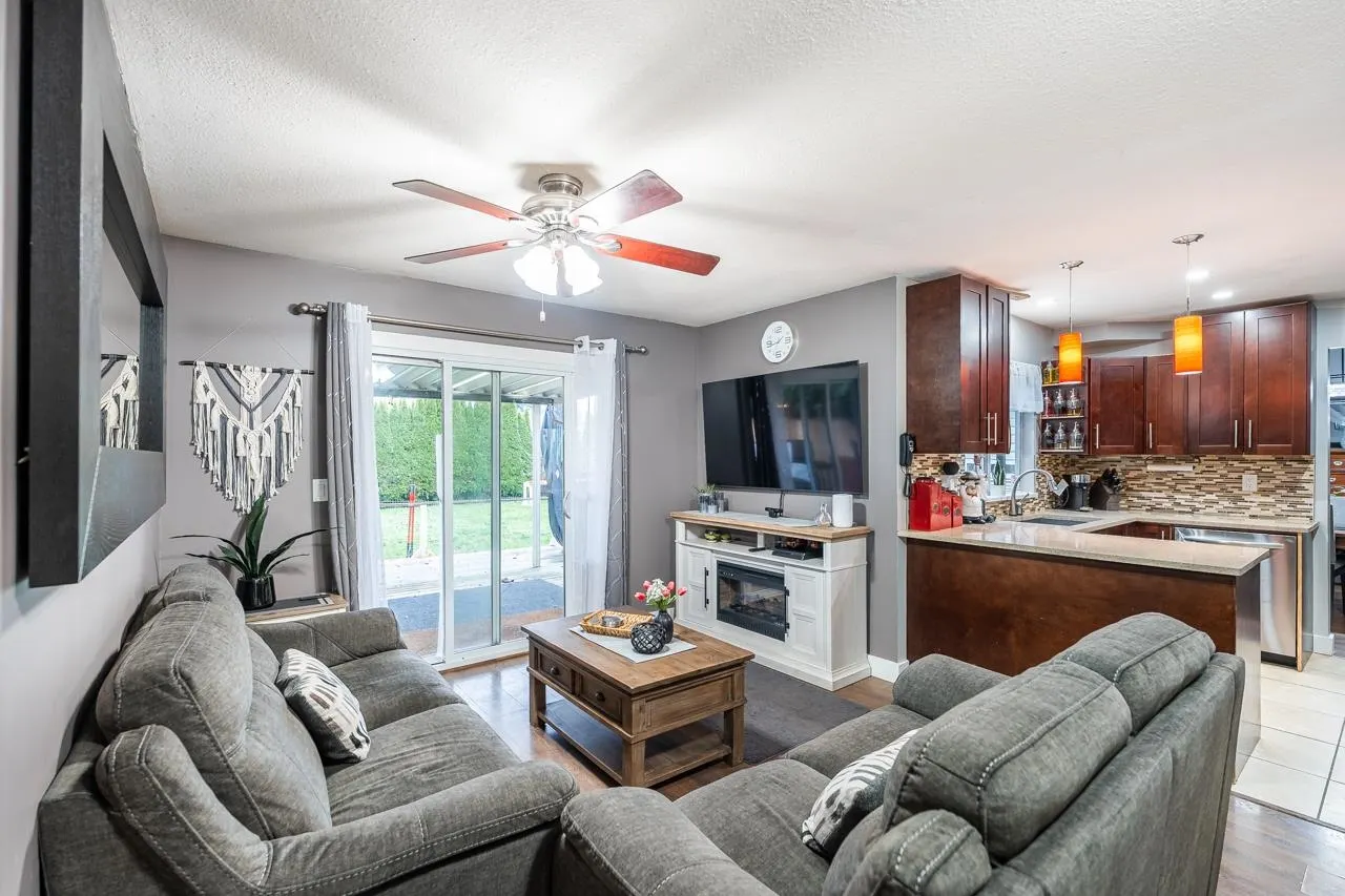 6361 172 Street